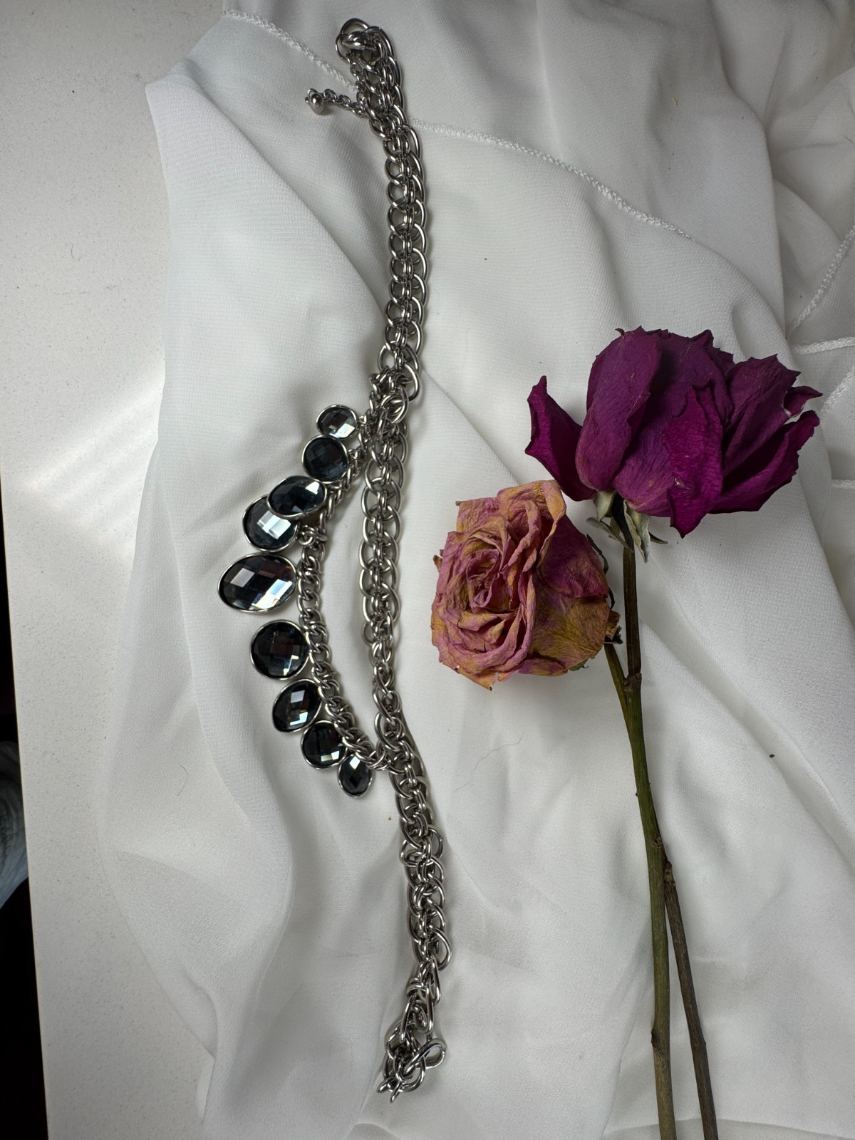 Chunky Silver Tone Chain Necklace Faceted Gray Glass Crystal Statement Bib Neckl
