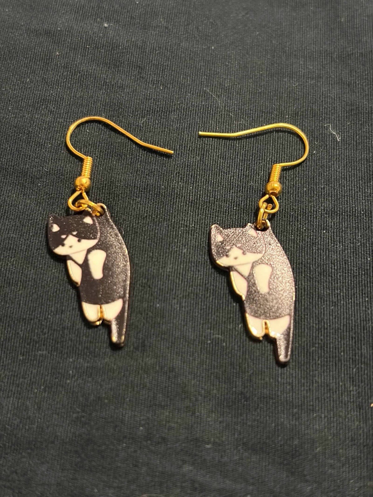 Cute Black & White Cat Dangle Earrings Gold Tone Hooks Kawaii Kitty Jewelry