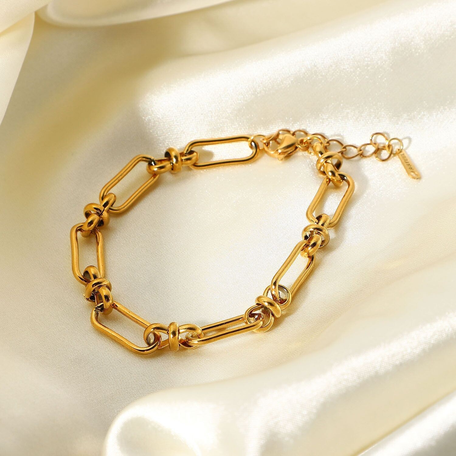 Woman 18K Gold Plated Stainless Steel Thick Rolo Link Paper Clip Bracelet 7.9”