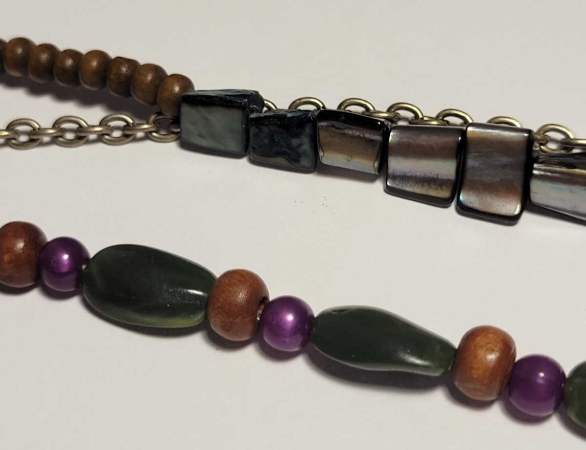 Multi Strand Beaded Boho Necklace Shell Wood Green Purple Iridescent Layered 21″