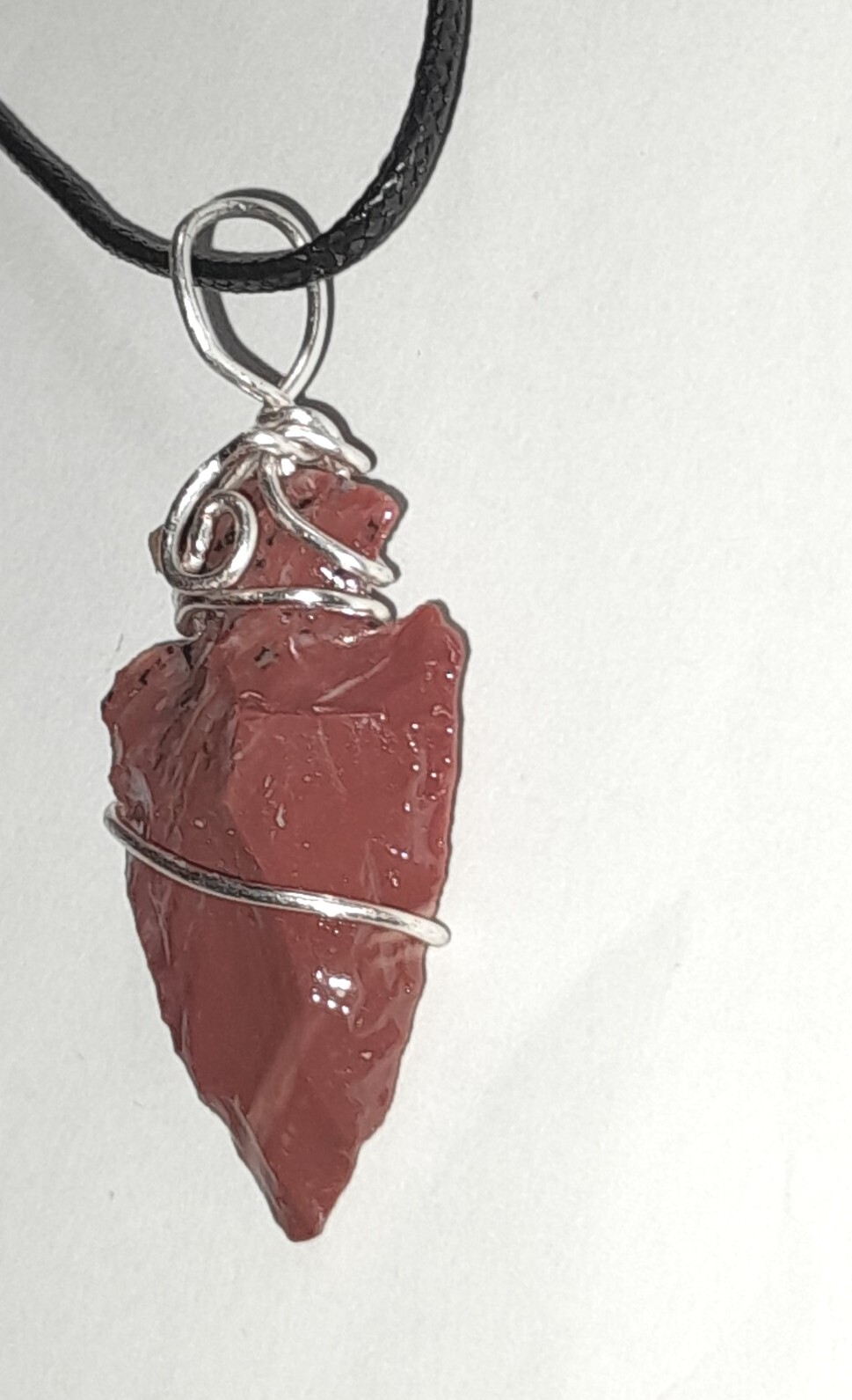 Natural jasper Arrowheads necklaces male female red pendants jewelry Gift unisex