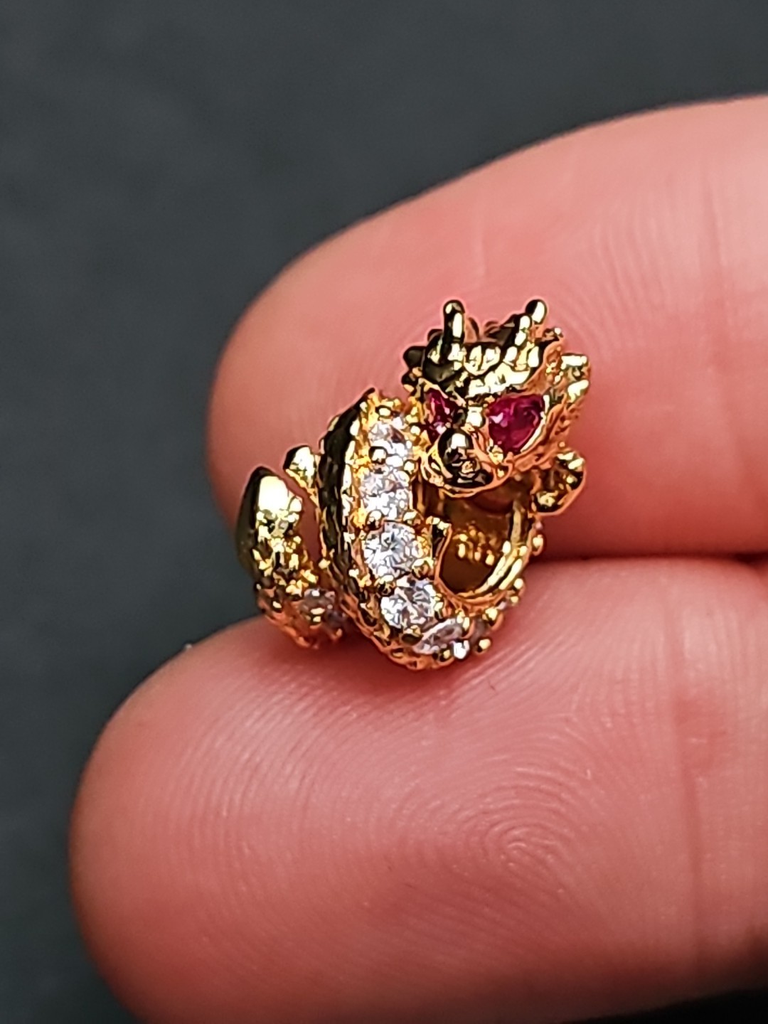 Pandora Chinese Year of the Dragon Charm 763069C01 2024 Lunar Year ALE MET