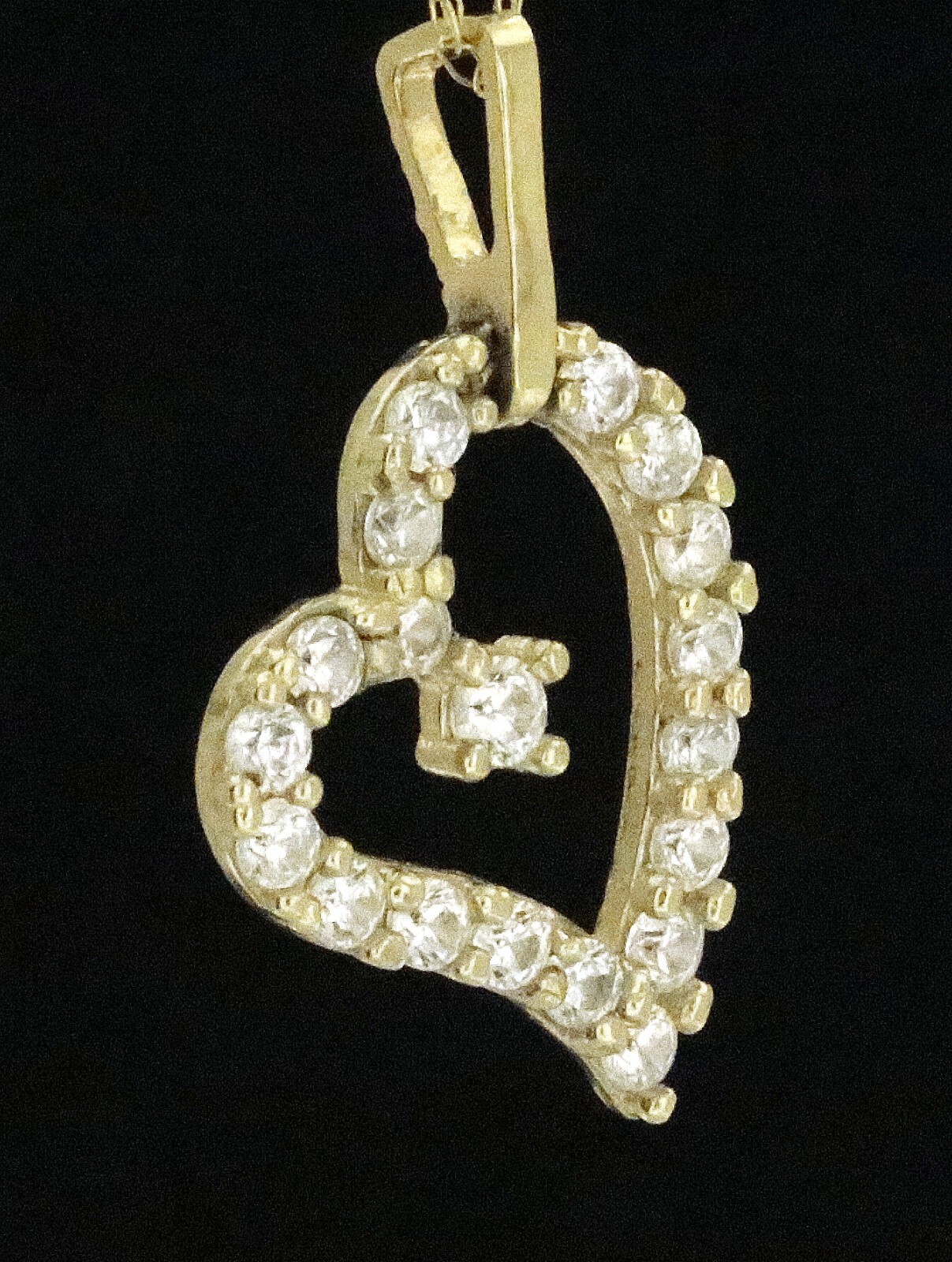 10K Y/Gold 1.0 gr Pendant “Heart” 13x23mm With CZ #587