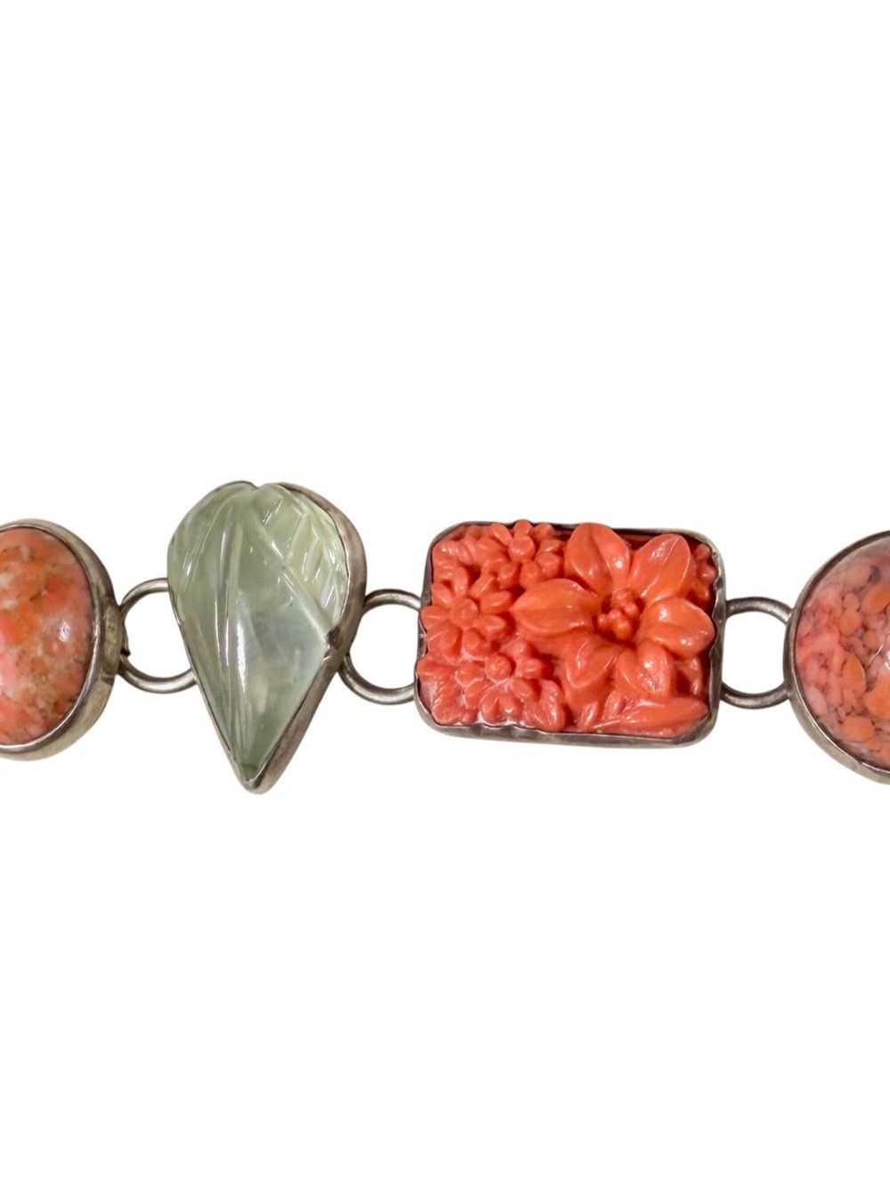 AKR Amy Kahn Russell carved Coral & GrGemstone Sterling Bracelet Handmade 6.5”
