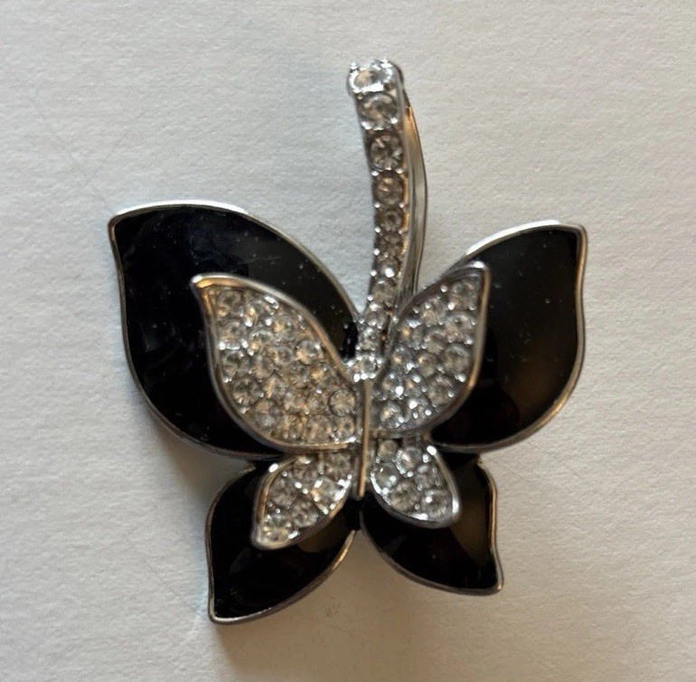 Fly without Strings , Spread your Wings Butterfly Pendant