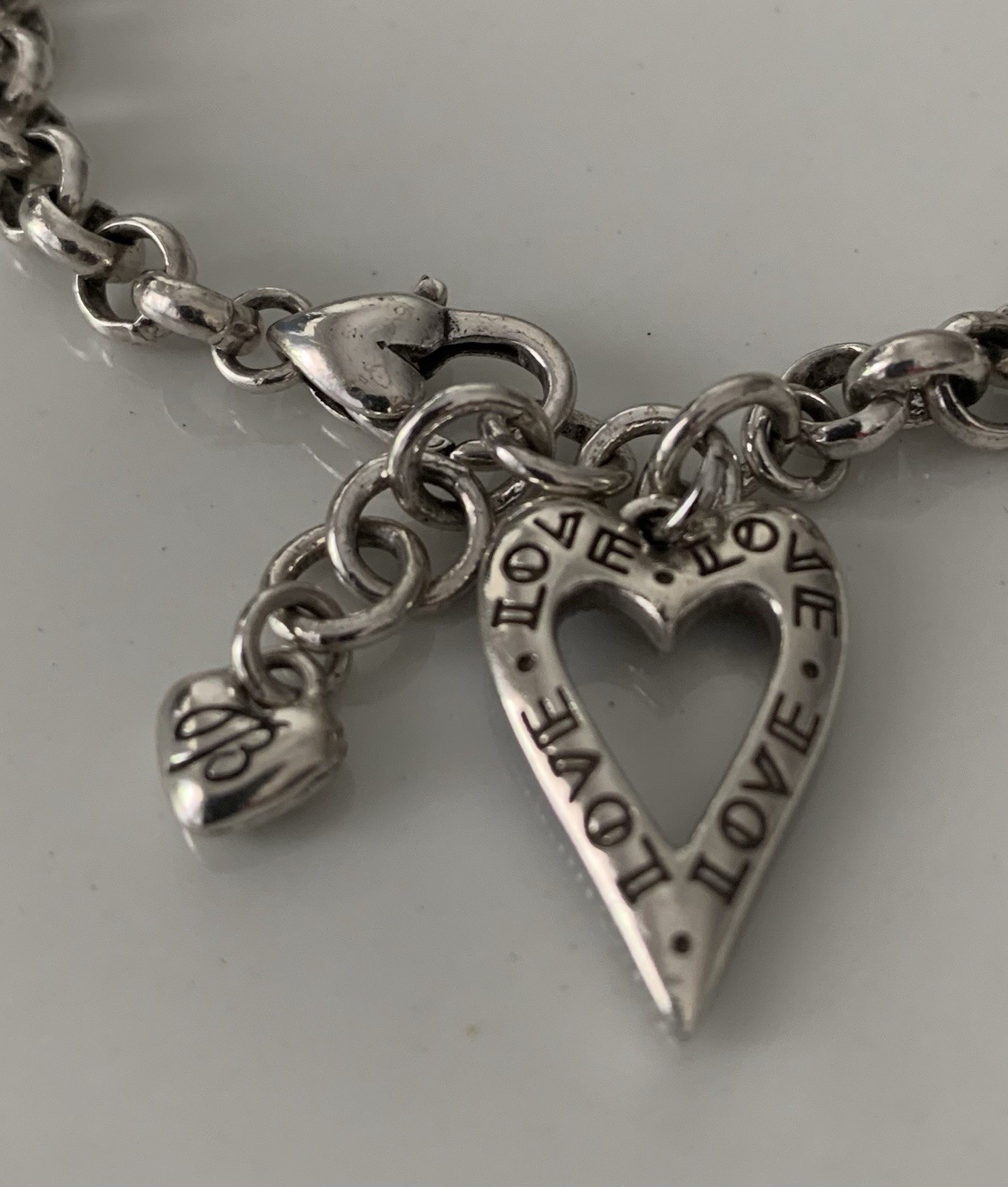 SPARKLING Brighton ARCHIVED BELLA MIA HEART, Circa 2013 Size 8 Inch Bracelet