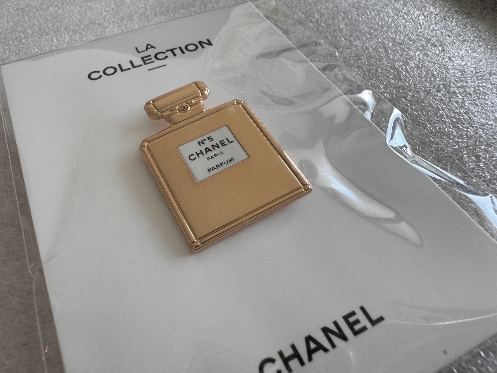 Chanel La Collection Novelty Pin Badge No.5 & Lipstick set. Brand New.