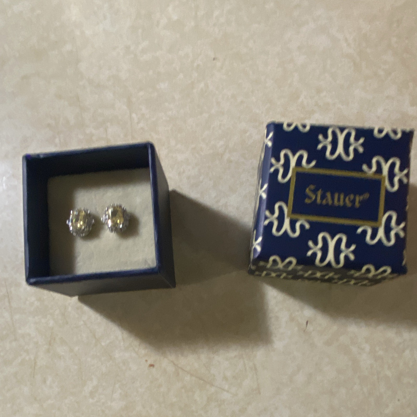 Stauer Silver Halo Stud Earrings Clear Simulated Cubic Zirconia w/ Box