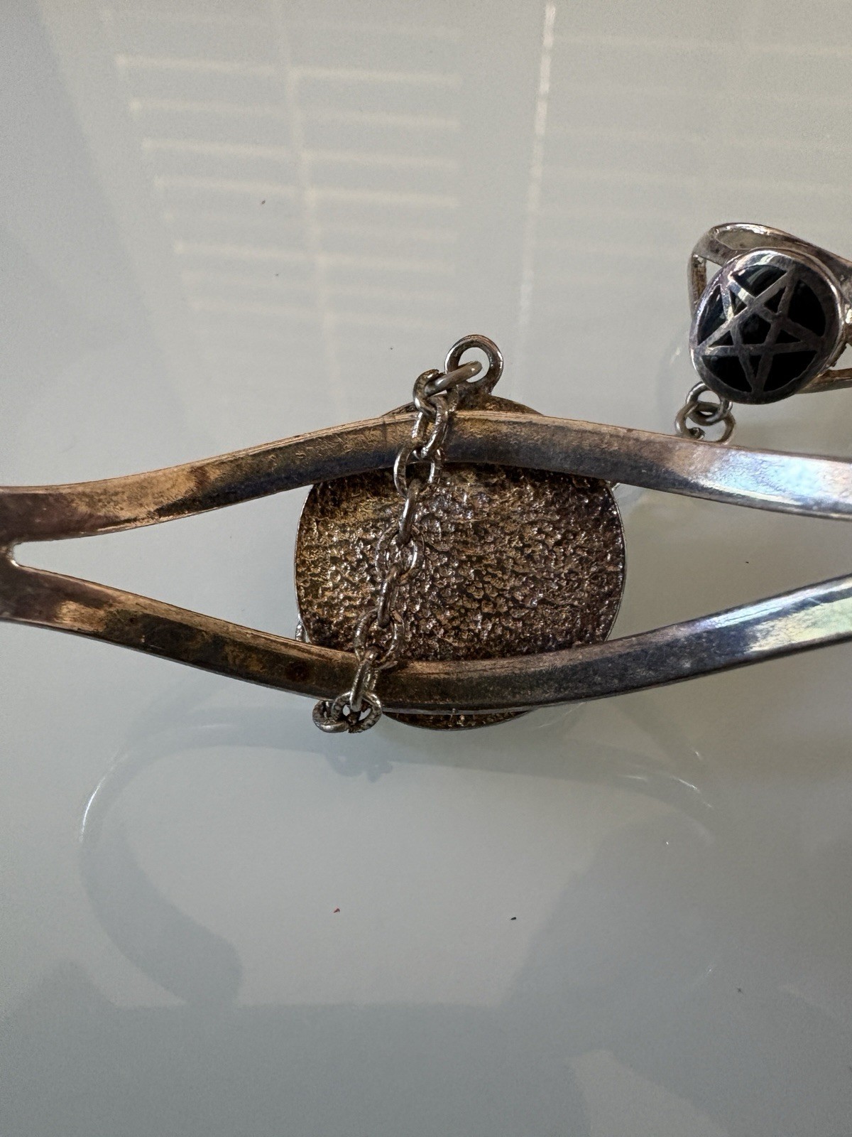 G & S 86 Silver Tone Pentagram Slave Chain Bracelet Attached Ring Size 10