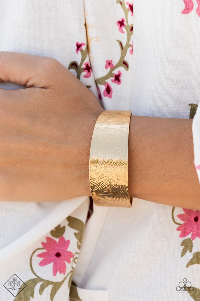 Cooly Curved Gold Cuff Bracelet