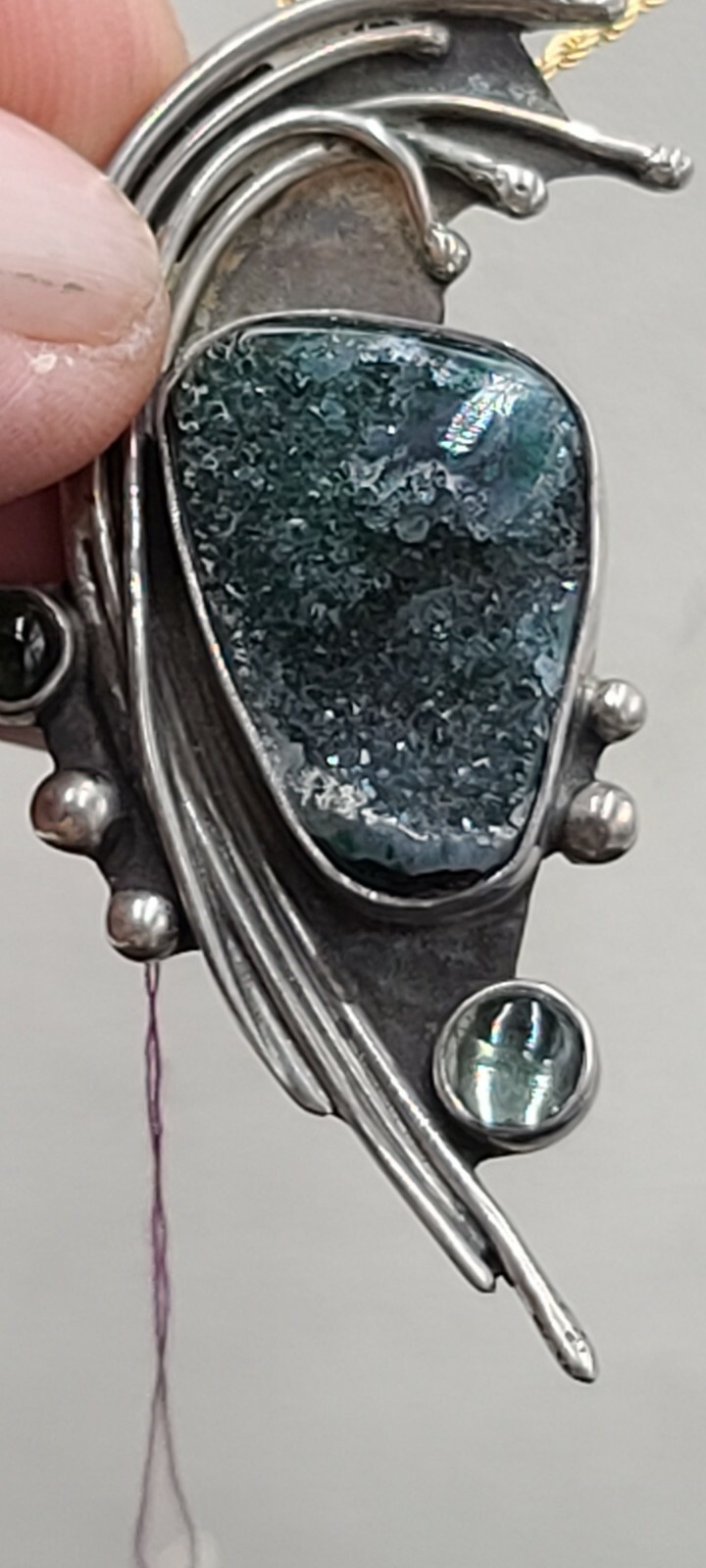 PENDANT & BROCH : DREWSY of SERAPHINITE w/ TOURMALINE