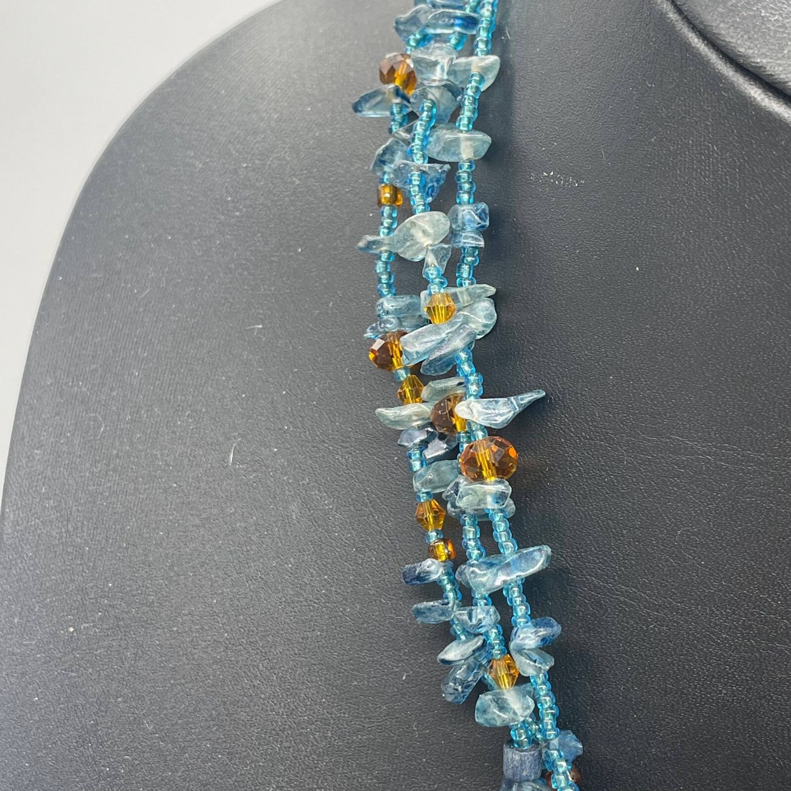 CG Three Stone Blue Beaded Chip Choker Necklace Earthy Nature