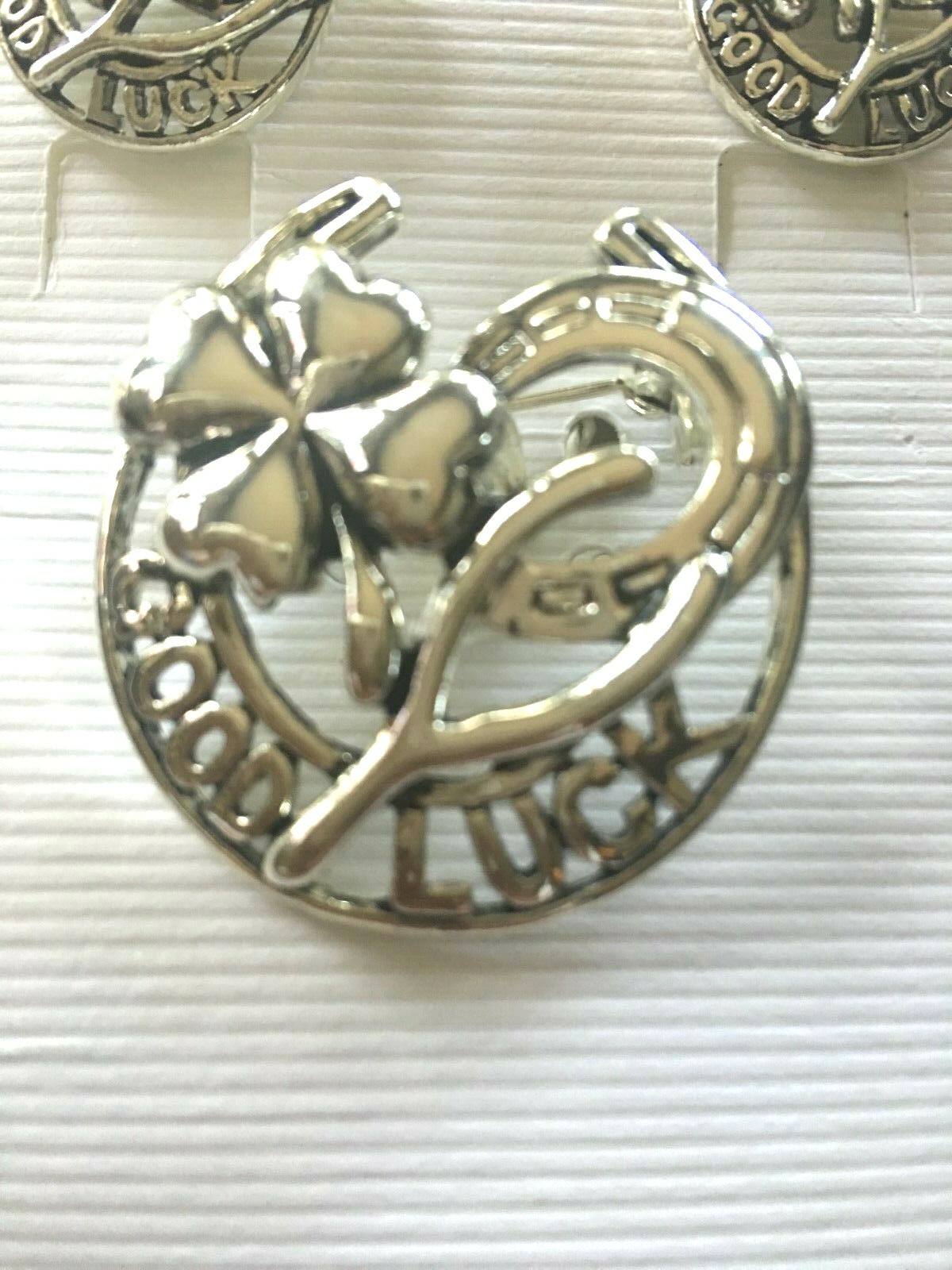 SILVERTONE SLIDE PENDANT EARRING PIN SCARF CLIP SET GOOD LUCK HORSEHOE 4 CLOVER