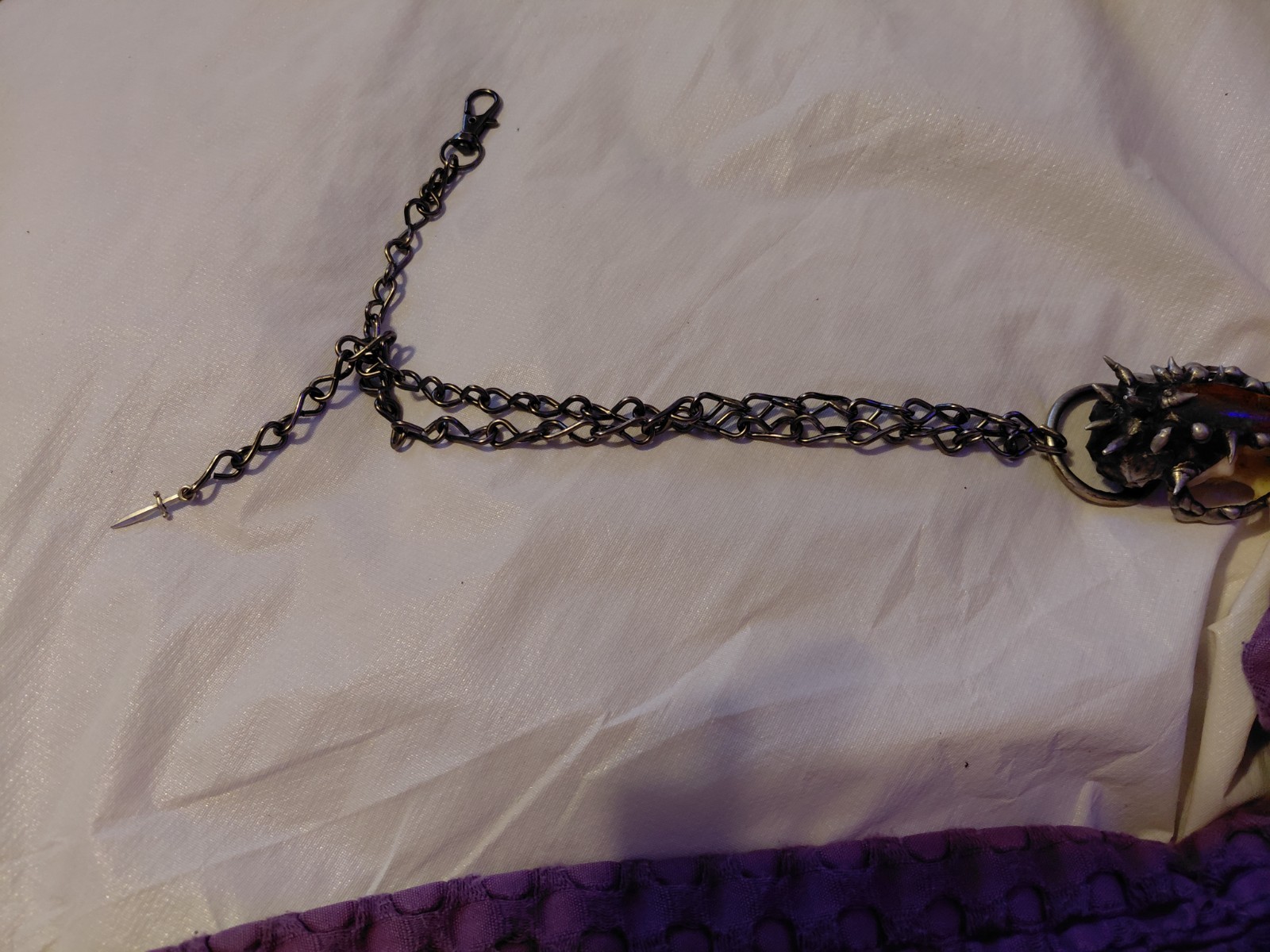 Awen Earth Muskrat Skull Charm Pendant Necklace, Silver Bone Cable Chain