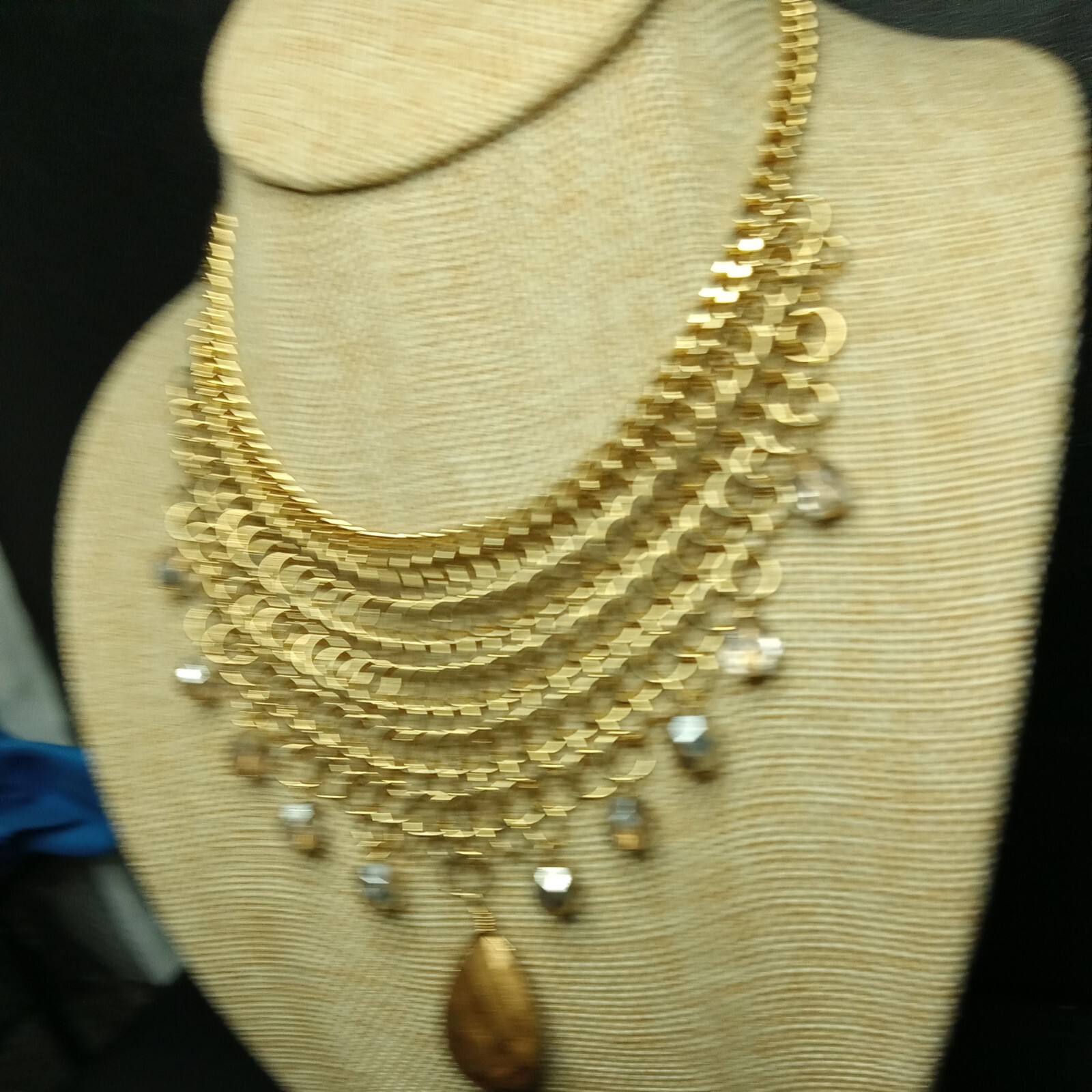 BISOU BISOU Bib Mash Necklace Whit Dangle Beads Silver Tone. 5869