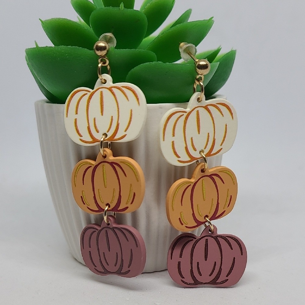 Pumpkin Dangle Stud Multi-Color Earrings NWOT Ladies Fall Outdoor Casual Festive