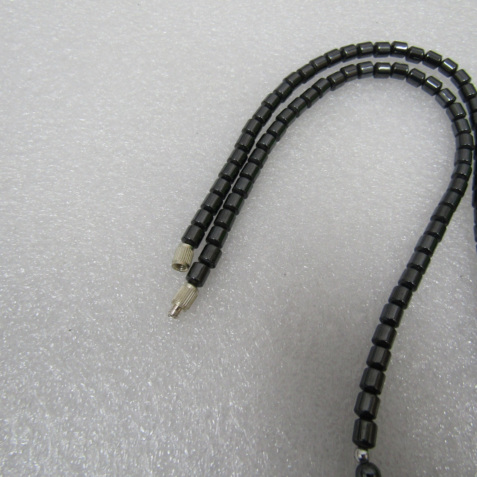 Women’s Jewelry Black Necklace Hematite Beads None Magnetic