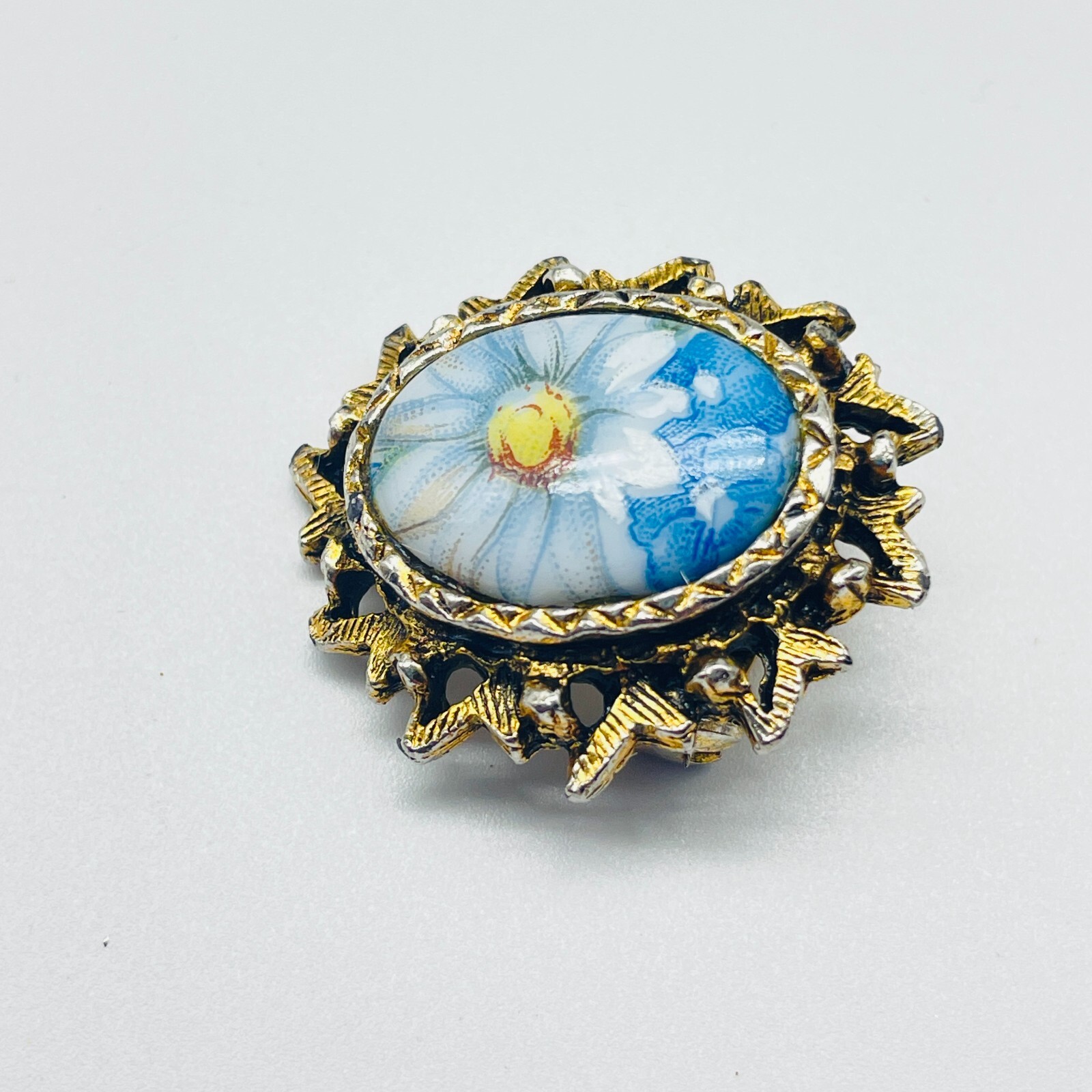 Vintage Blue Enamel Flower Brooch Gold Tone Oval Floral Pin Statement Jewelry