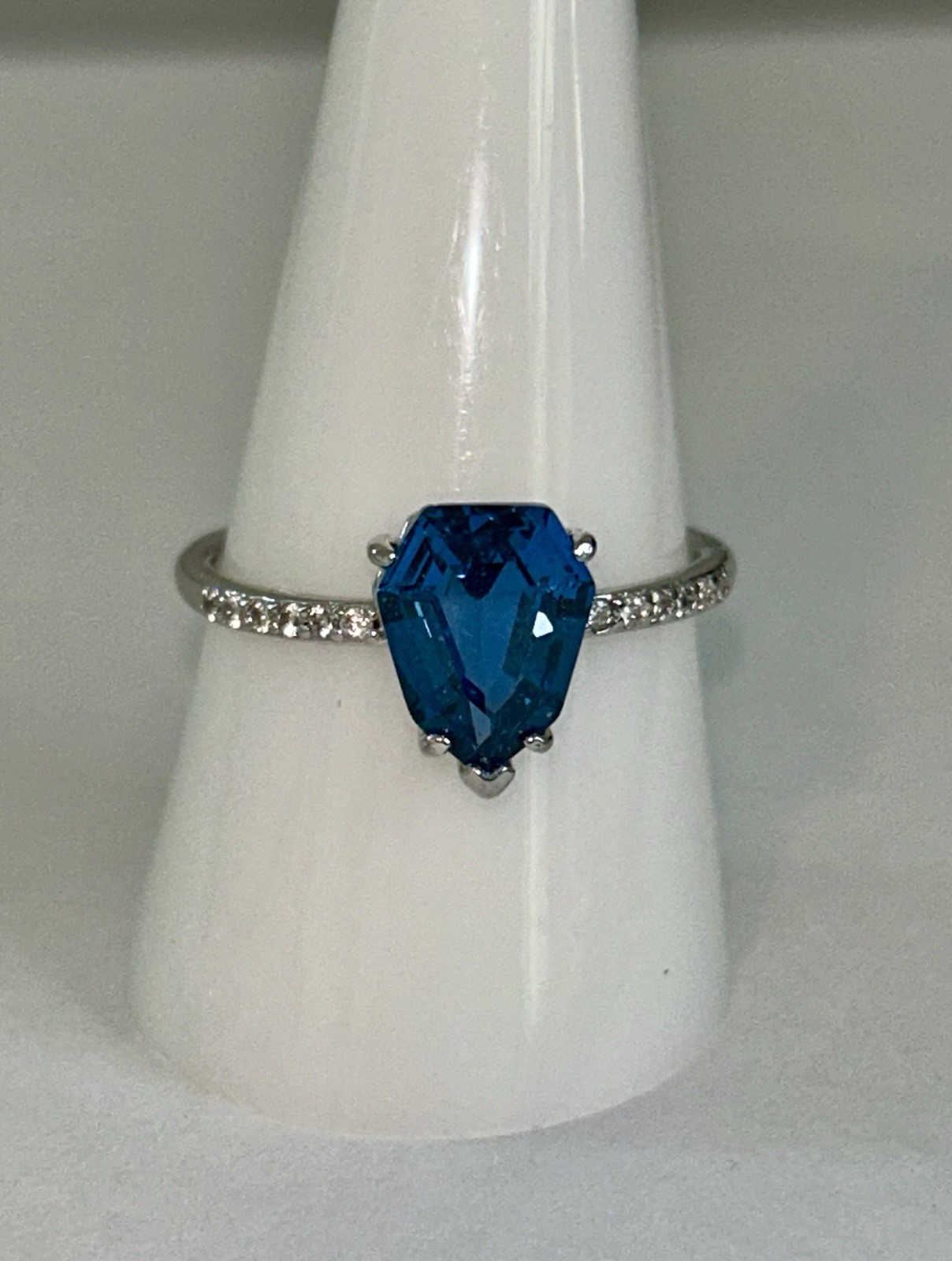 Size 9 ALL SUMMER LONG Blue Zircon Halo Rings (Set/2) Rhodium Bomb Party