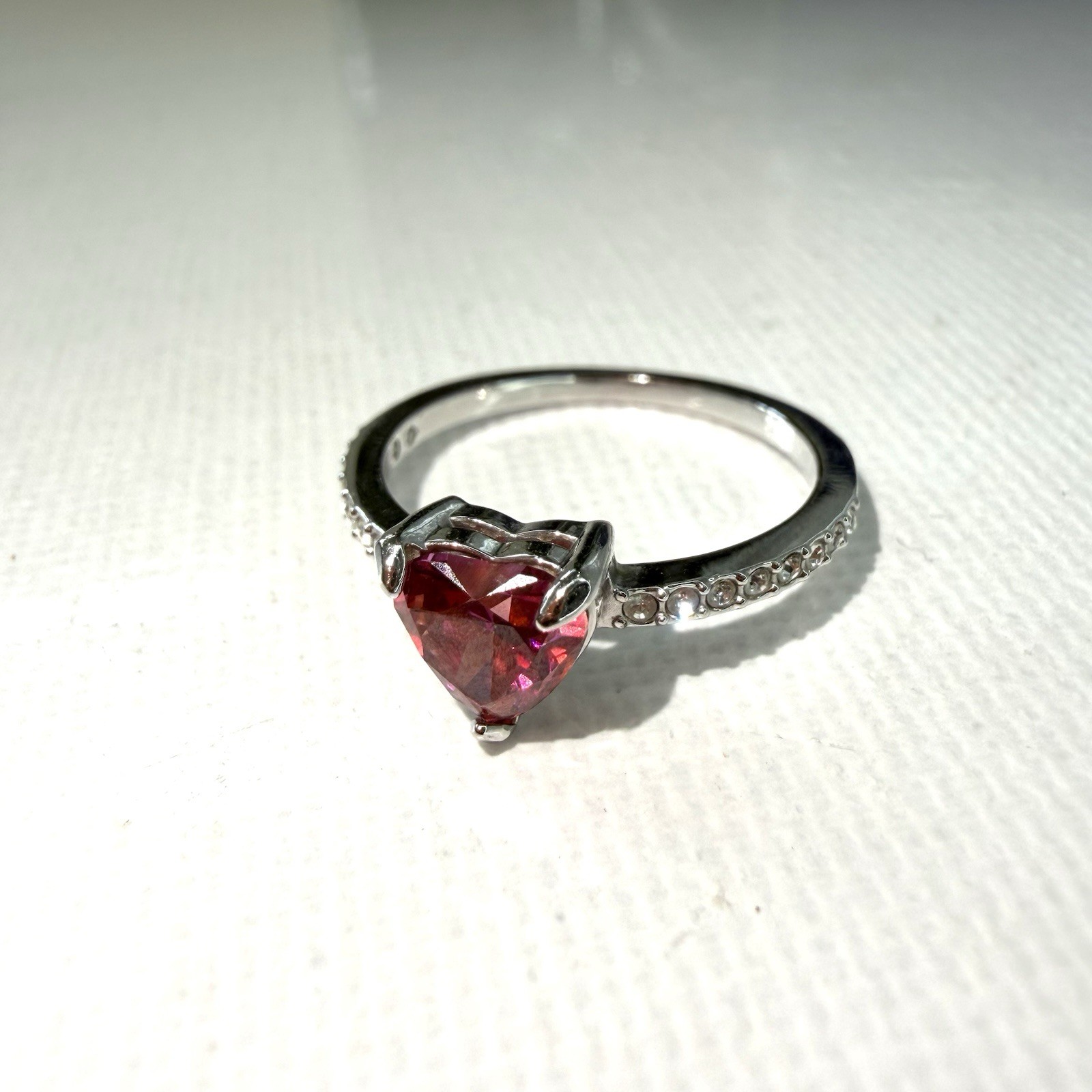 SWAROVSKI Dark Pink Heart Ring Crystal Silver Rhodium Plated Size 52 UK L In Box