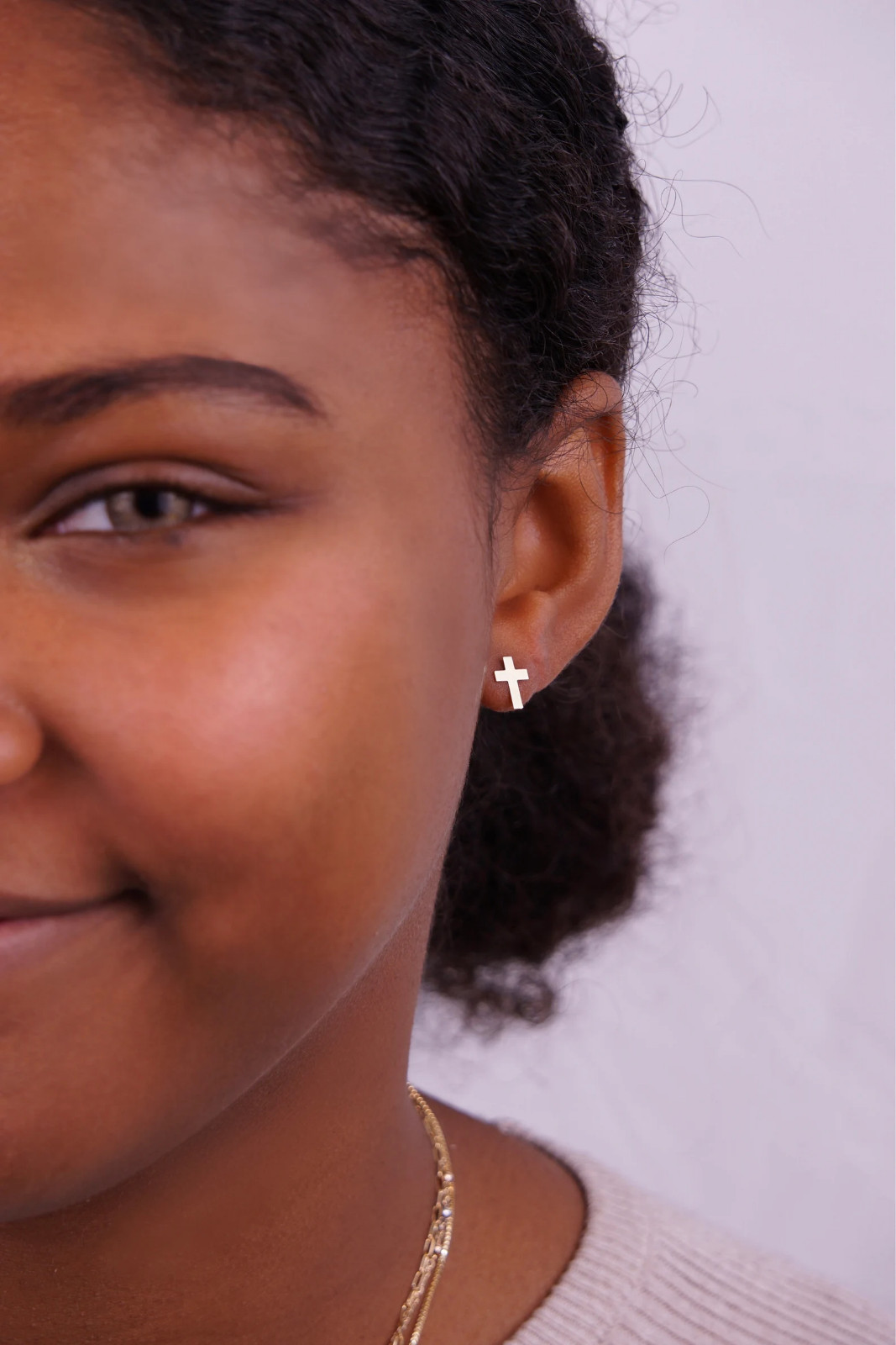14k Solid Gold – Dainty Cross Stud Earrings – For Unisex Adult – Made in Italy