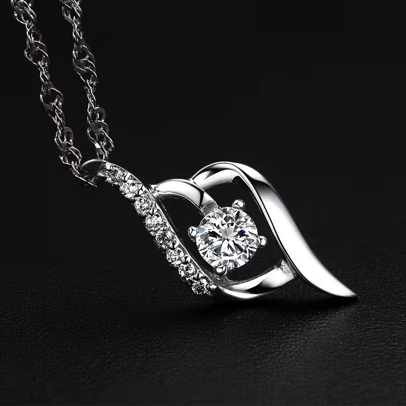 Fashionable Elegant Women’s Faux Gem Stone Pendant Necklace – Any Occasion