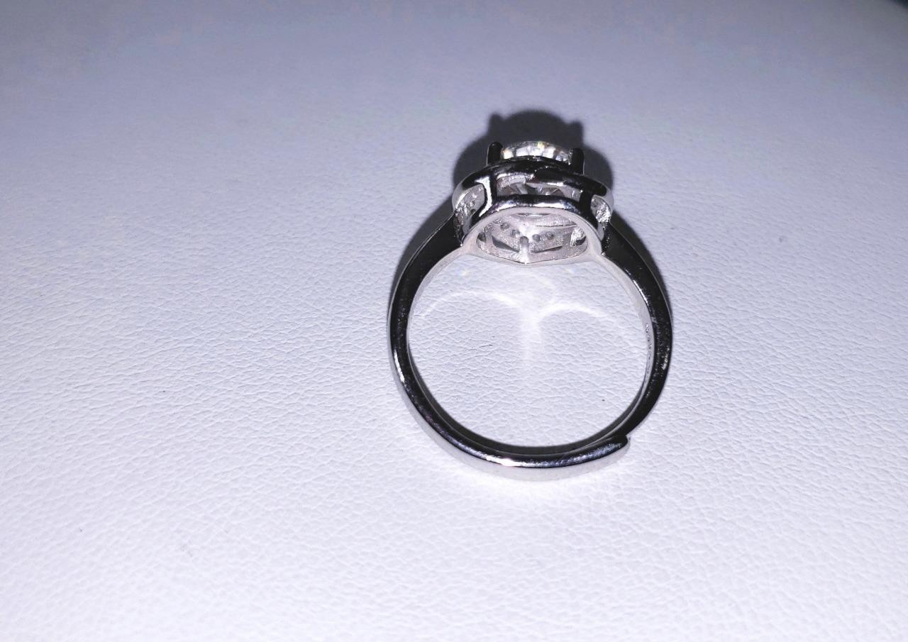 925 Sterling Silver 1 CWT Heart-Shaped C.Z. Ring (Size 7)