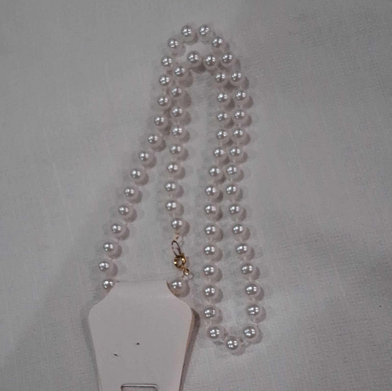 White Simulated Imitation Pearl Round Beaded Necklace Ball/Bead Chain Lobster