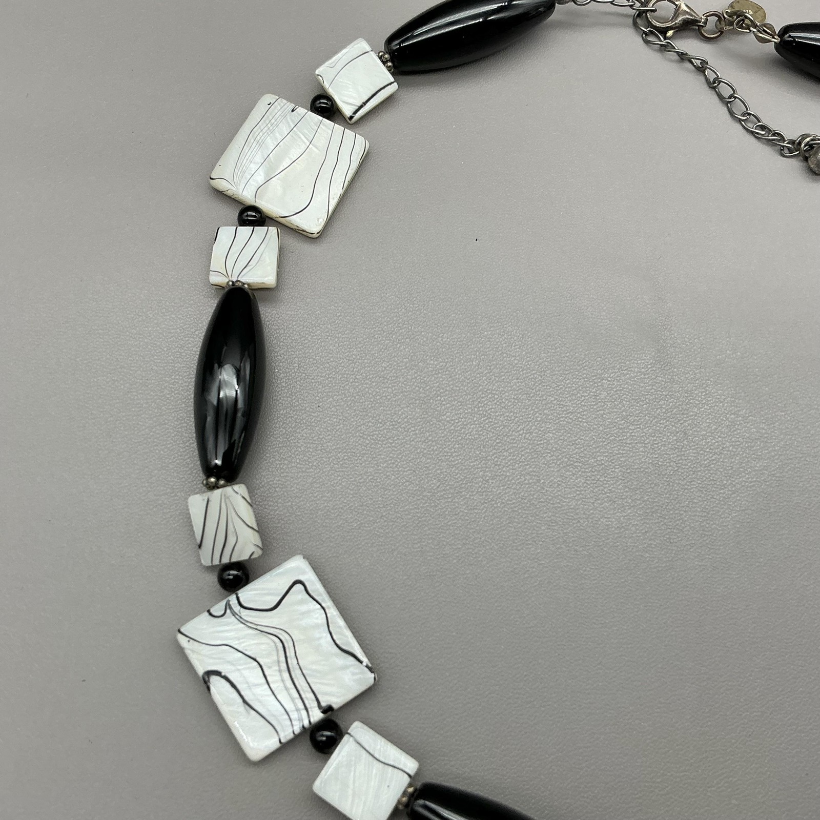 Donna Dressler Necklace Bracelet Earrings Set Black White Beaded Square Design