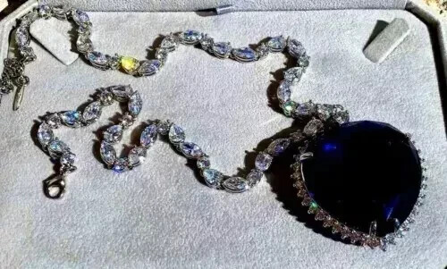 Gorgeous Titanic Heart Of The Ocean Necklace 25 CT Simulated Sapphire 925 Silver