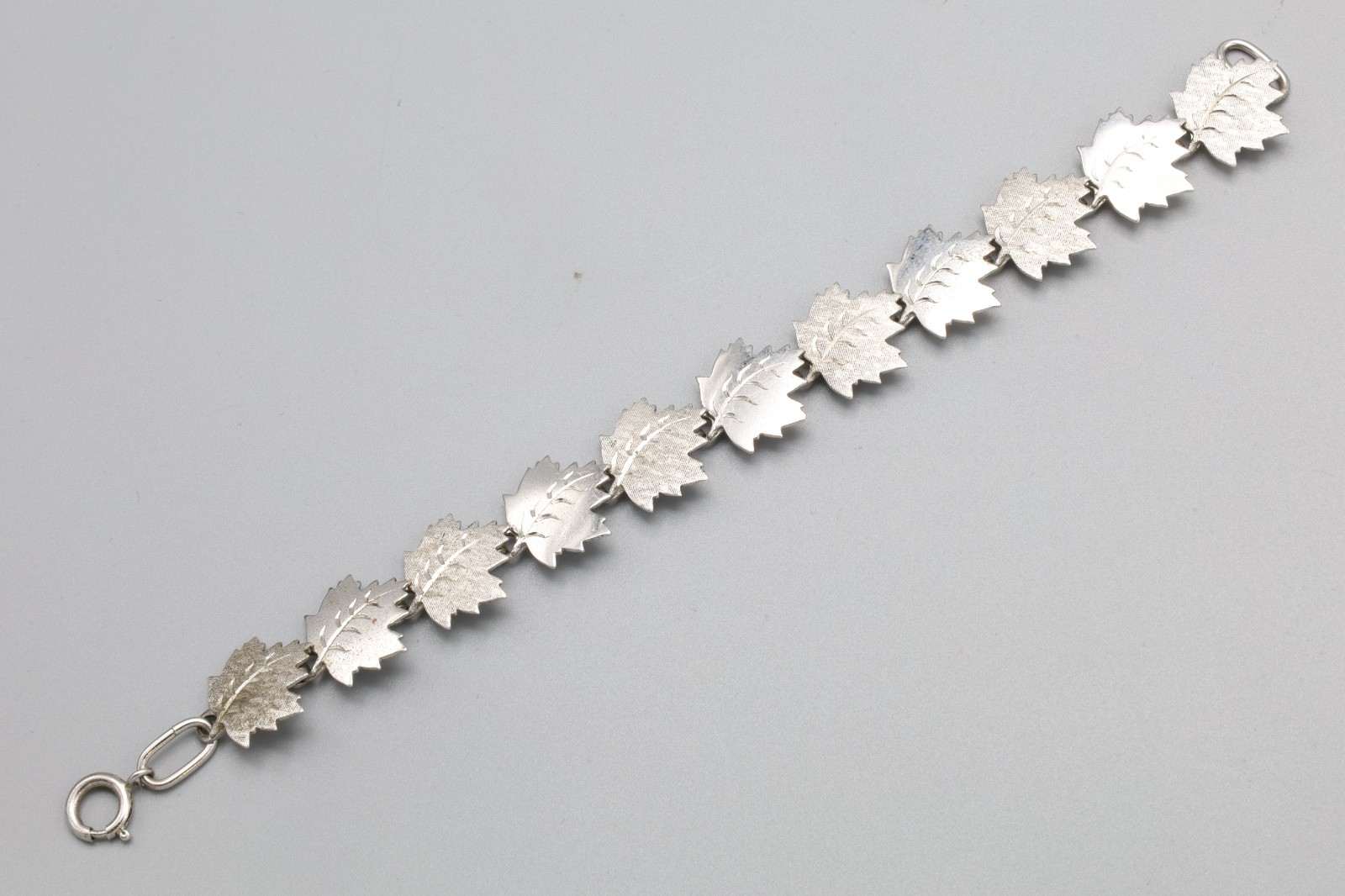 Vintage Art Deco Maple Leaf Panel Bracelet By LaMode Jewelry, Ca 1940s