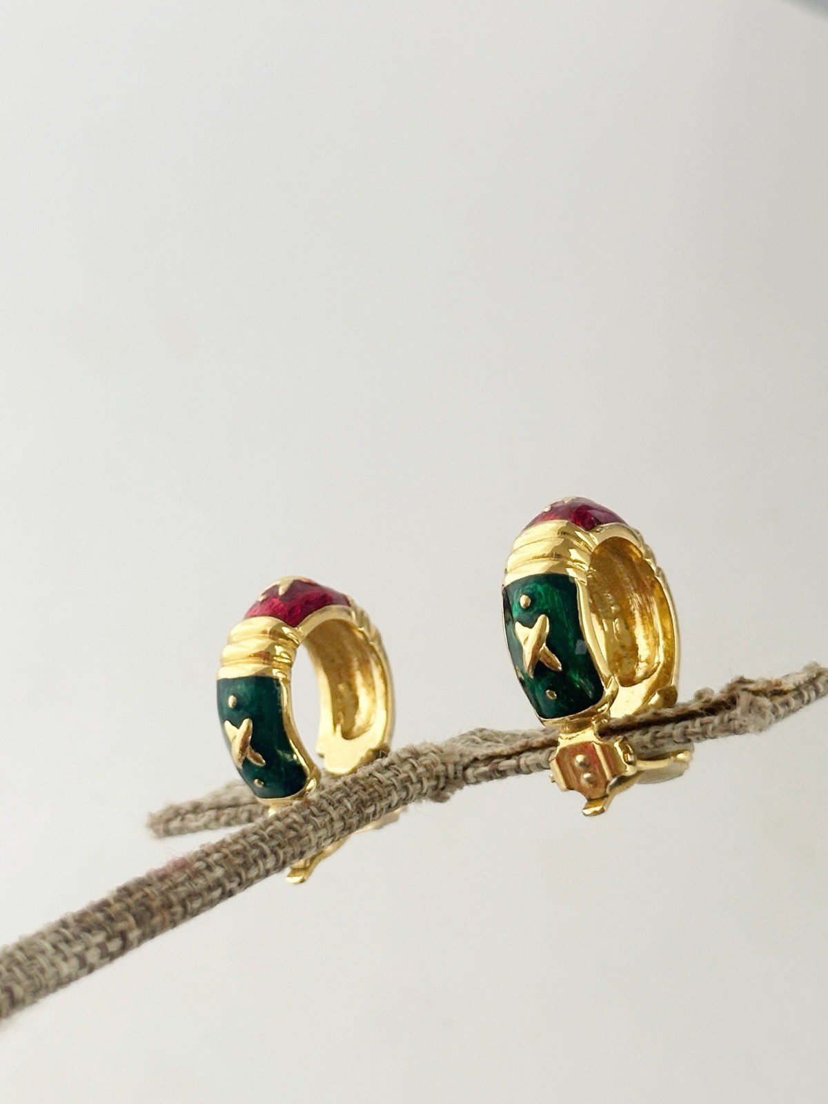 Vintage Joan Rivers Enamel Gold Tone Hoop Clip On Earrings Signed Red Green Blue
