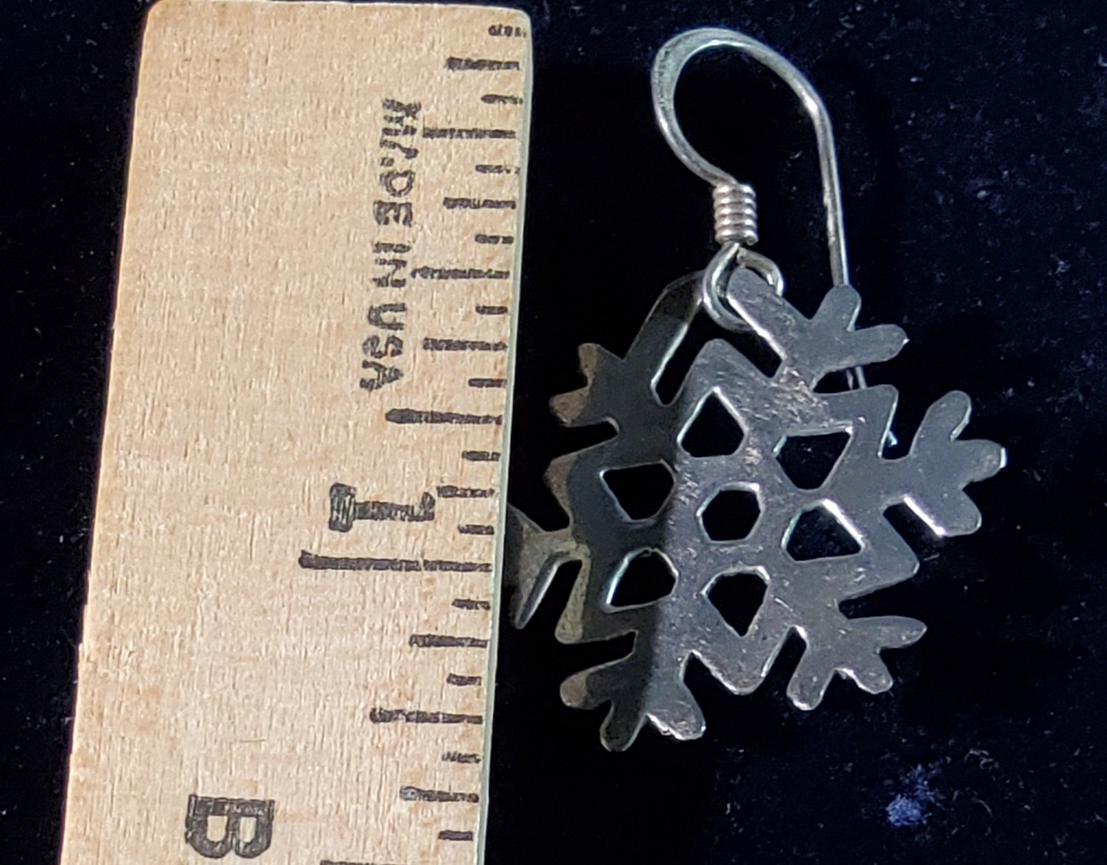 Vtg Sterling Silver Snowflakes, Holidays And Winter 1 1/4′