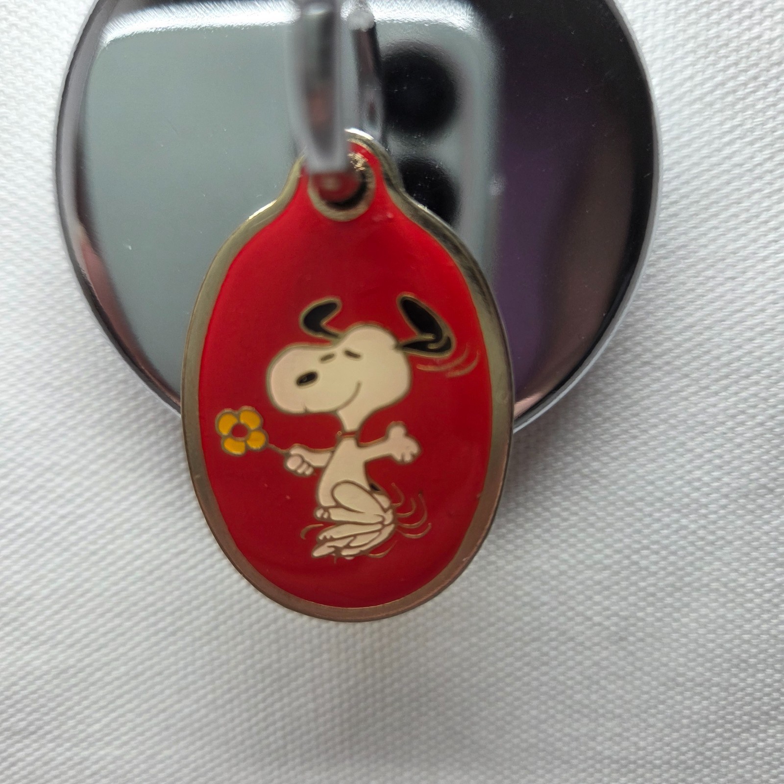 VINTAGE Dancing Snoopy Enamel/Cloisonne Oval Keychain Charm