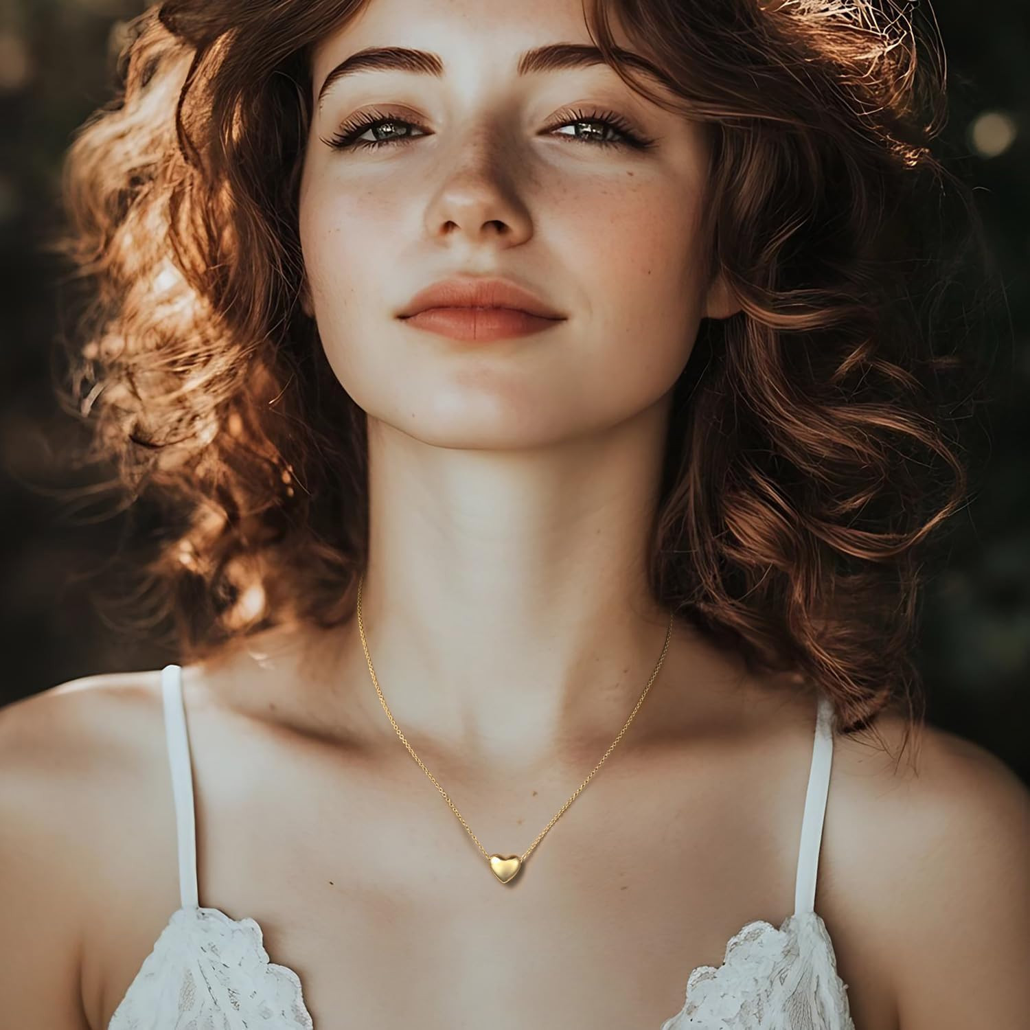 Gold Necklace for Women 14K Gold Pendant Necklaces for Women Charm Beauty Elegan