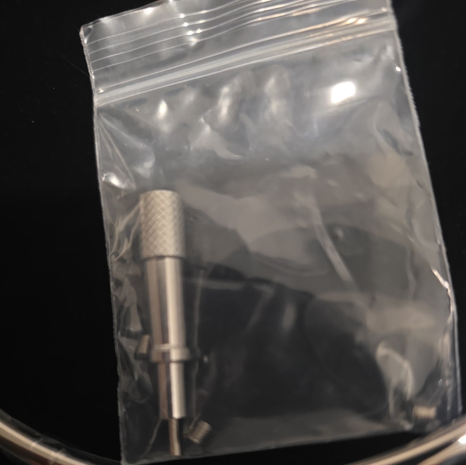 18 Inch 6mm Polished Locking Eternity Collar Titanium With Key
