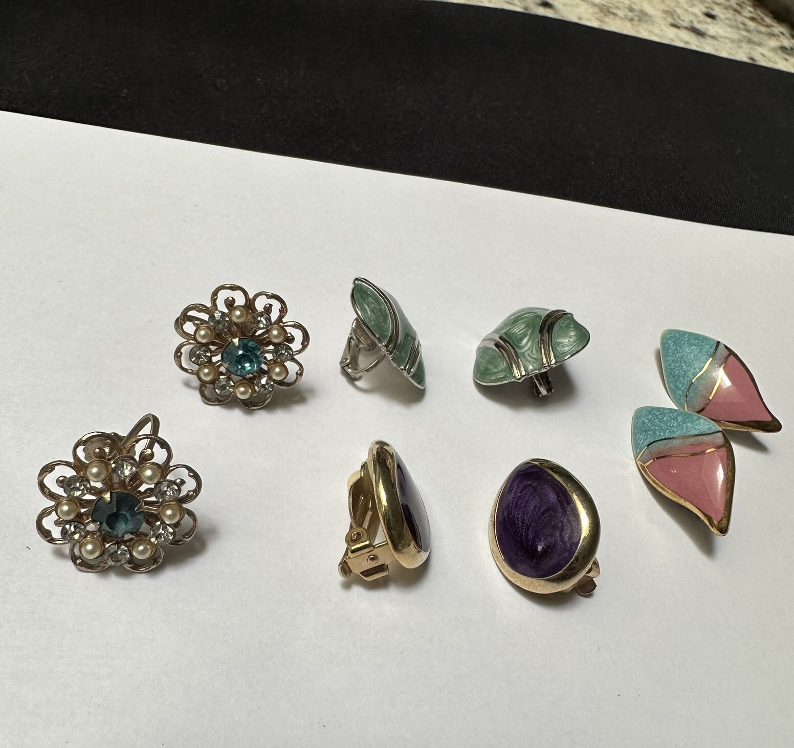 Lot Of 4 Clip On Screw On Earrings 1 Ceramic 2 Enamel 1 Rhinestone