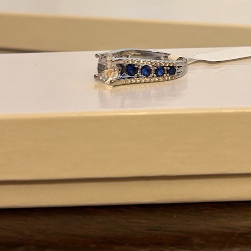 Size 7 Diamond CZ Solitaire In Silver Tone Sapphire Band No Mark