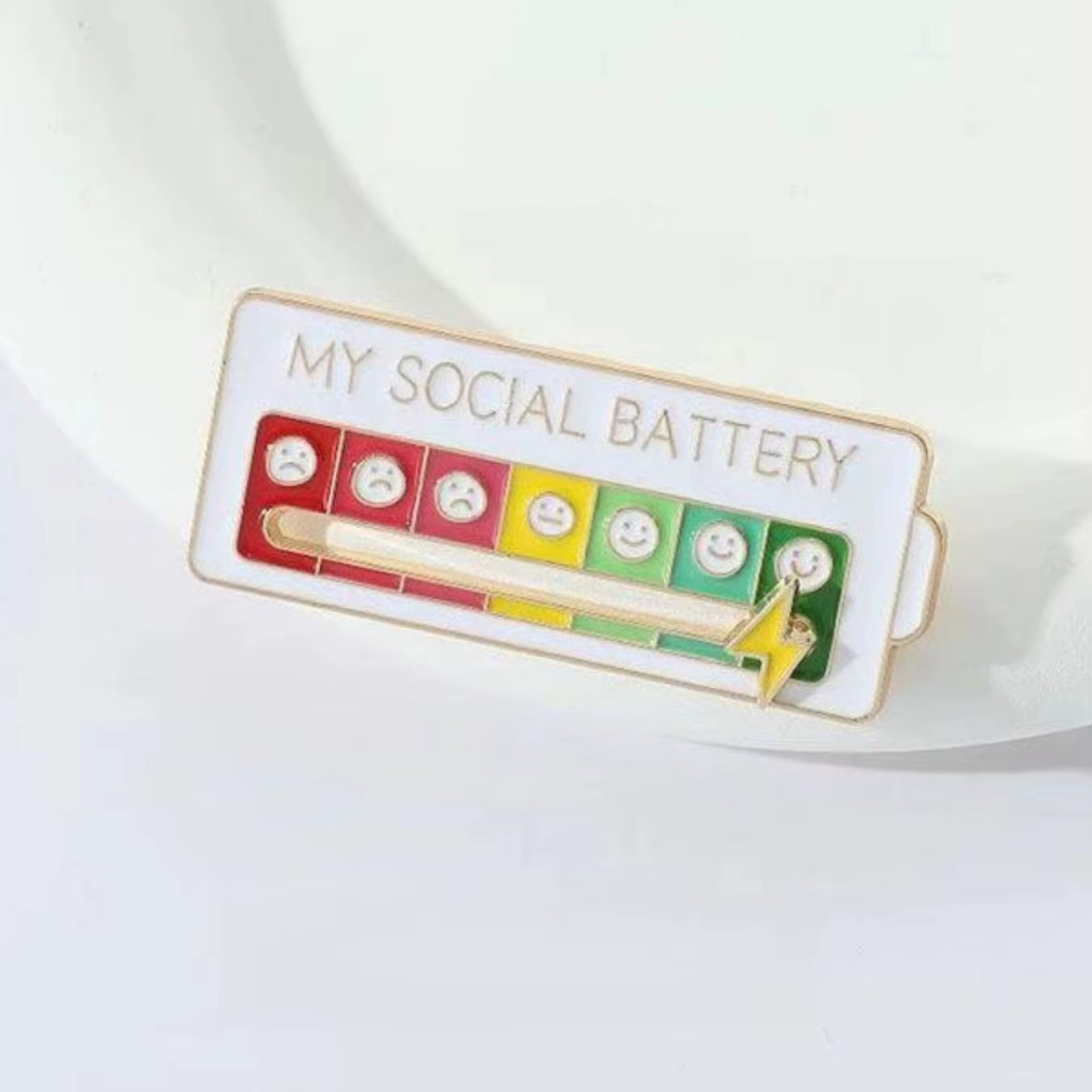 Funny Social Battery Slider Pin – 7-Mood Expression Badge, Cute Interactive Pin