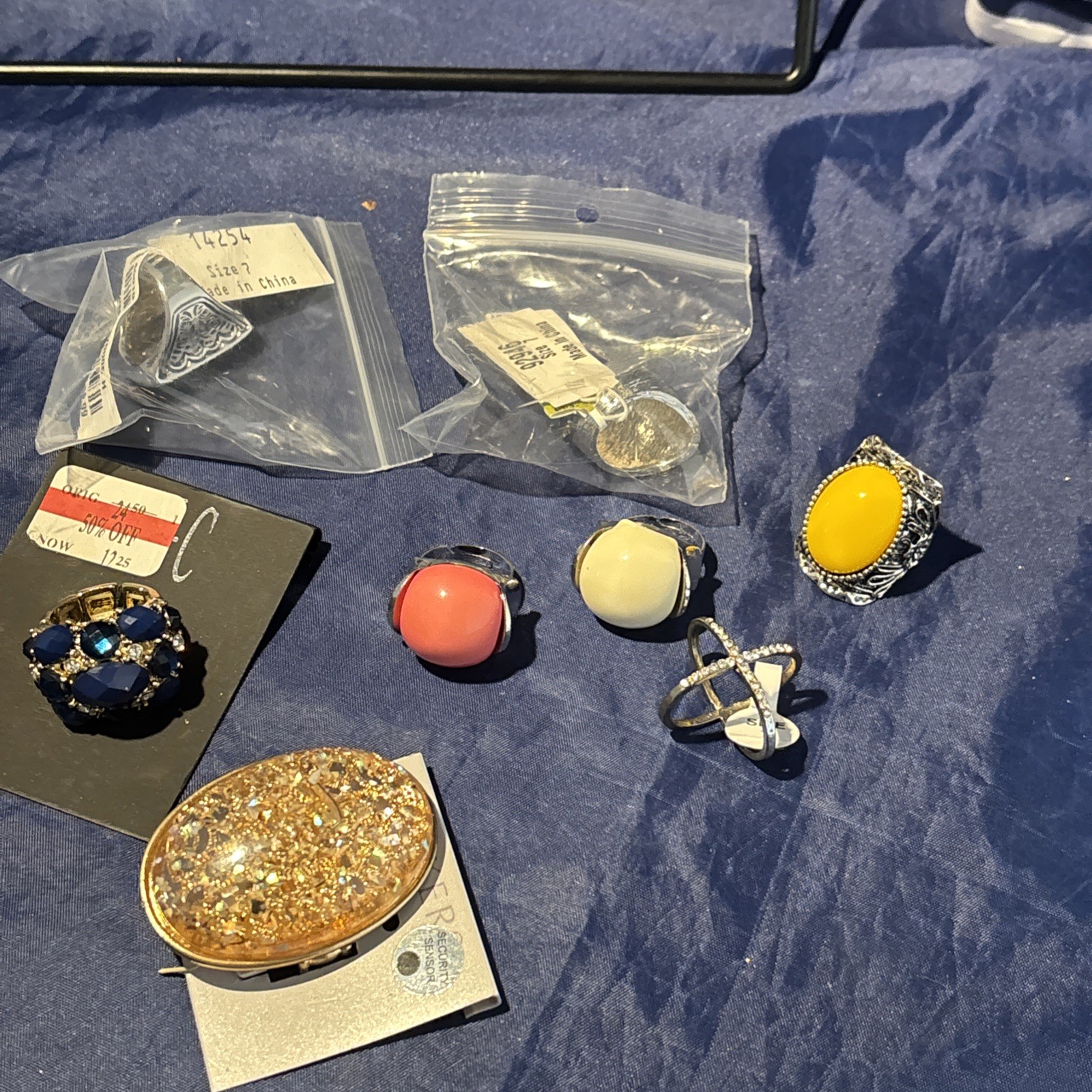 Lot of 7 Fashion Rings – Costume Jewelry with Tags – Sizes Vary