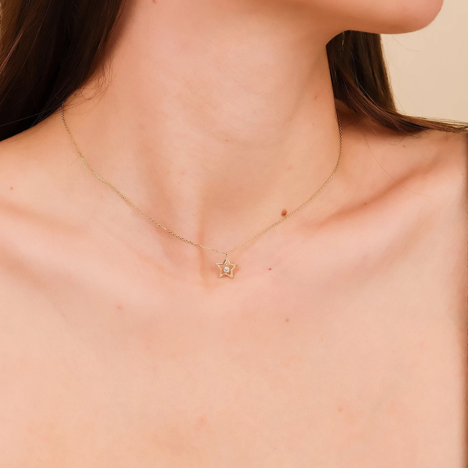 1.00 Ct Round Cut EF VS Lab Grown Diamond Star Shape Necklace in 14K Solid Gold