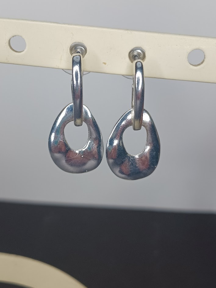 Fashion Earrings in various styles Cross, Goth, Pearl-shape and Dangles