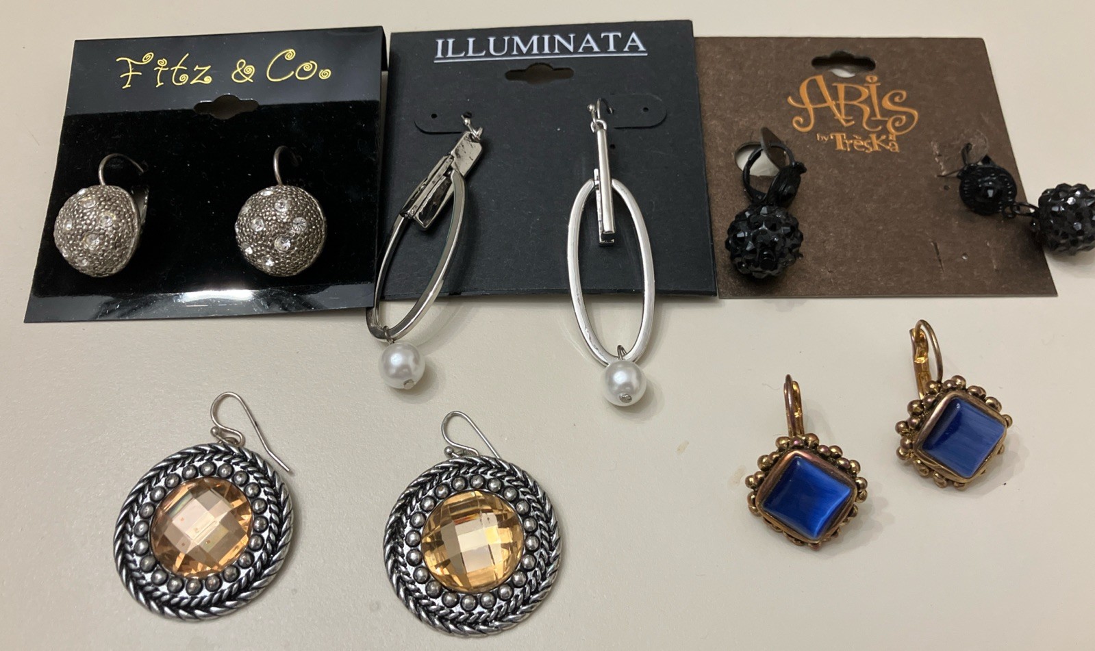 Earring Lot 60 Pr Pierced Mixed Colors Styles Materials