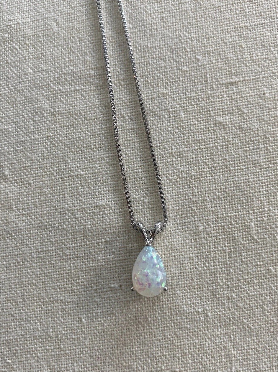 New White Fire Opal Necklace Pendant Box Chain Silver