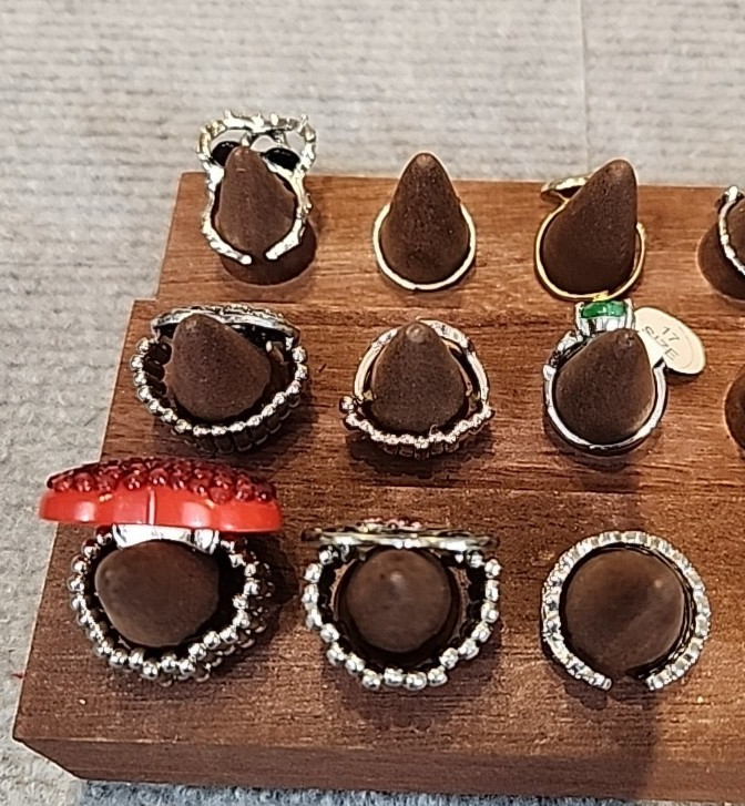 Jewelry 18 Heart Rings Adjusts Sized Stretch See Description Lot #152