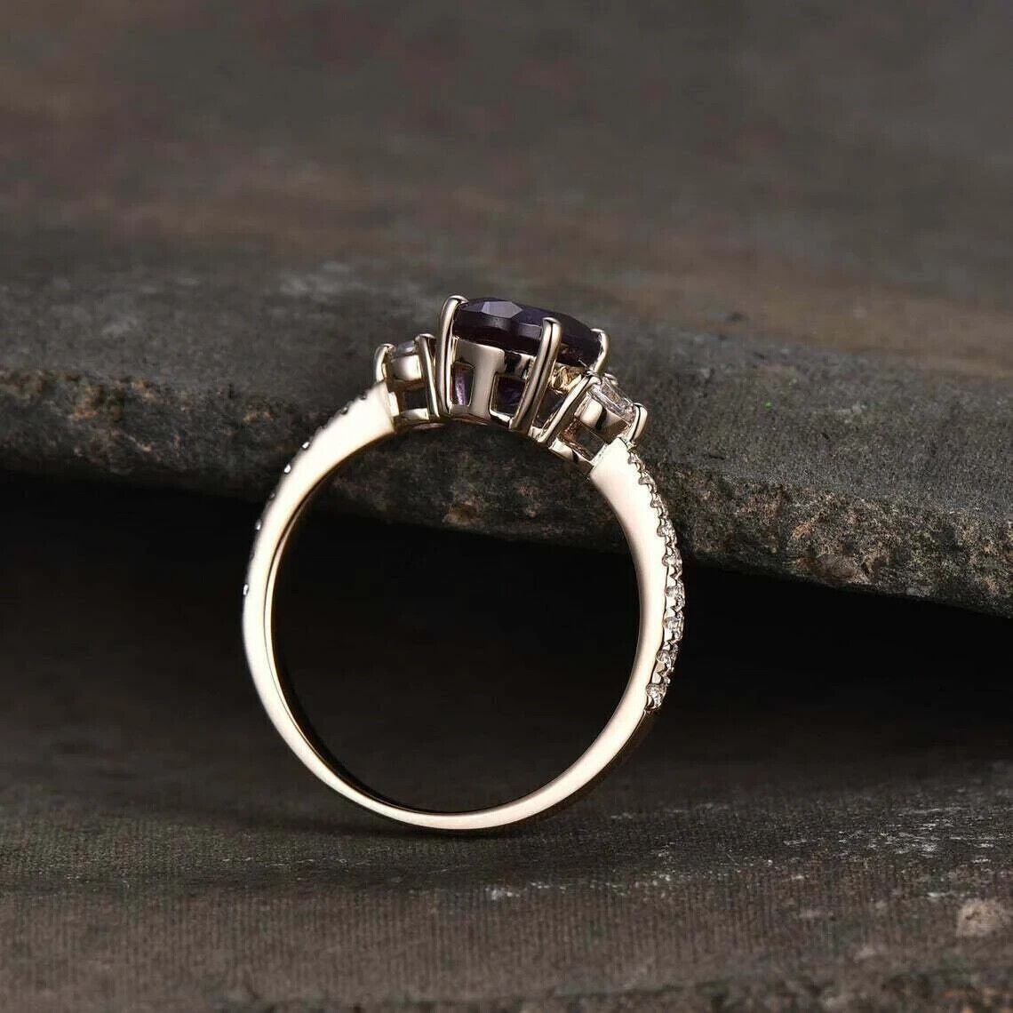 3.25 ct Lab-Created Alexandrite Ring HANDMADE GEMSTONE CHRYSOBERYL RING