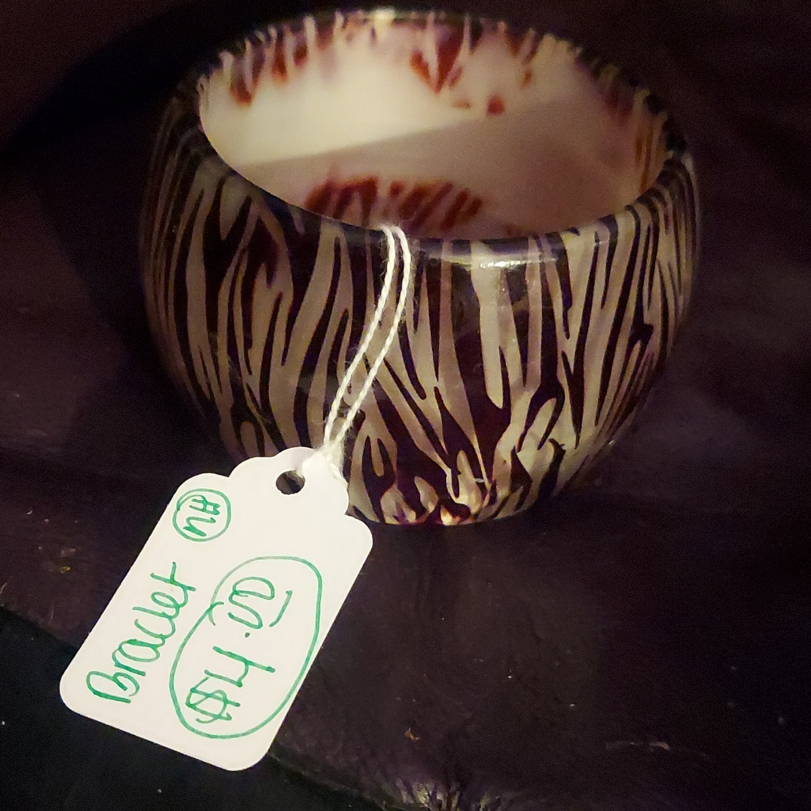 Black & White Zebra Animal Print Plastic Bangle Bracelet, Round No Stone
