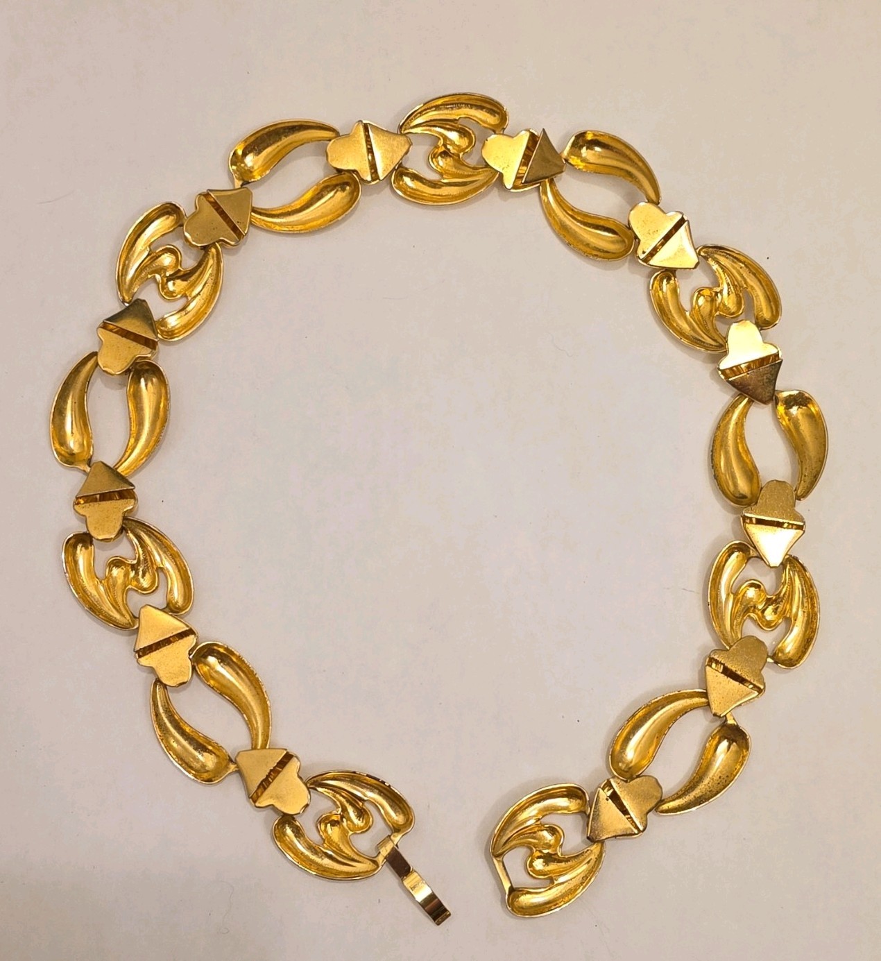 Vintage Demi Parure Chunky Goldtone Shell Shaped Set Nice