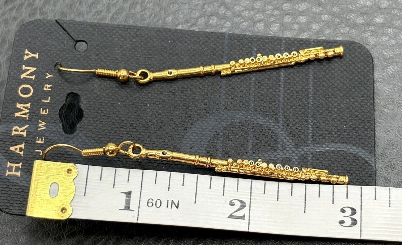 Harmony Gold Tone Flute Dangle Earrings Musical Instrument Music Band