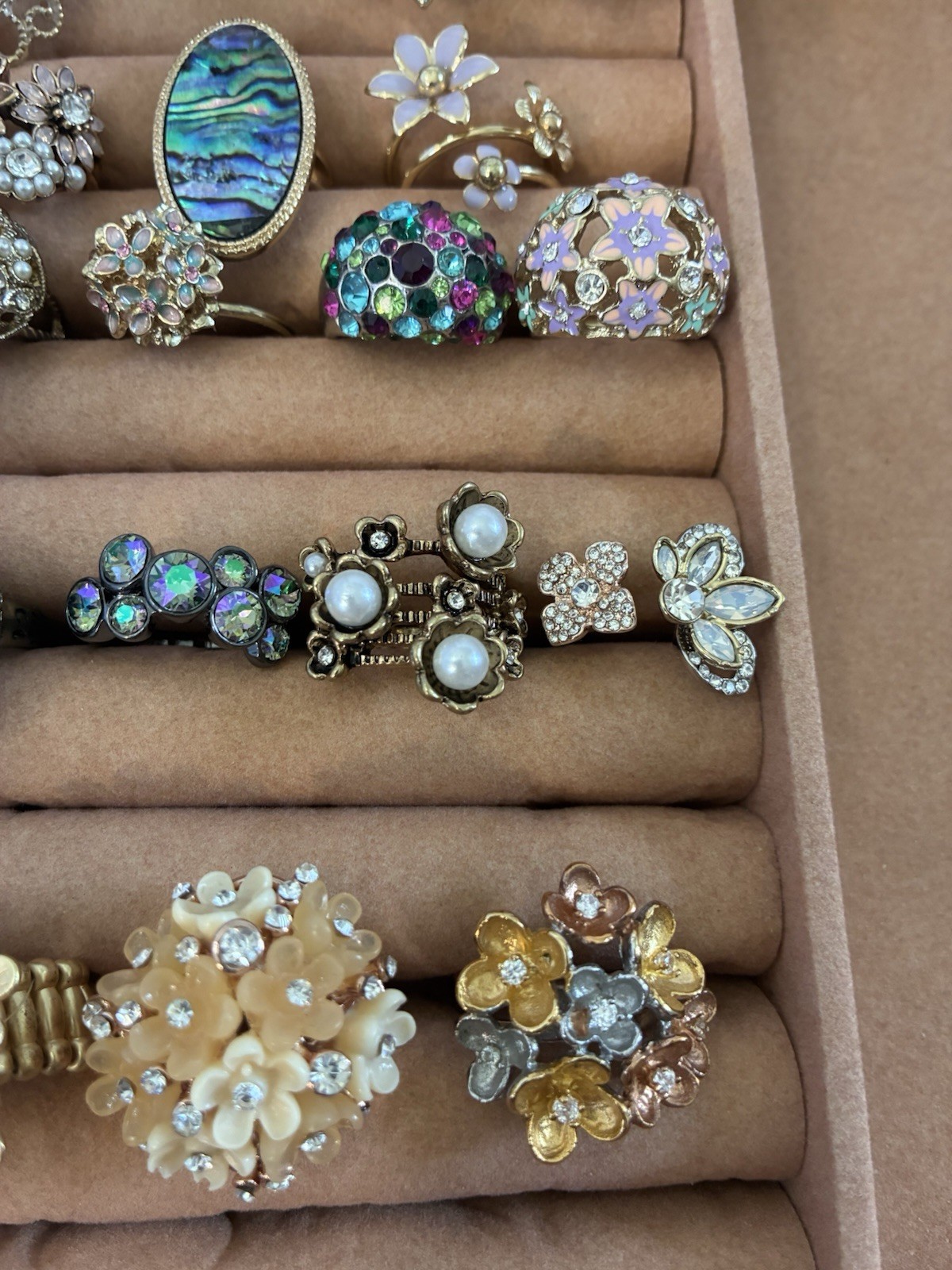 Lot Of 18 Statement Rings Sz 8 And 9